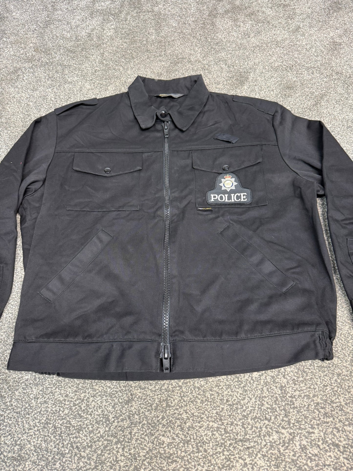 Ex Bedfordshire Police TopFlight Bomber Jacket BADGED - Large Collector TV / Film Uniform