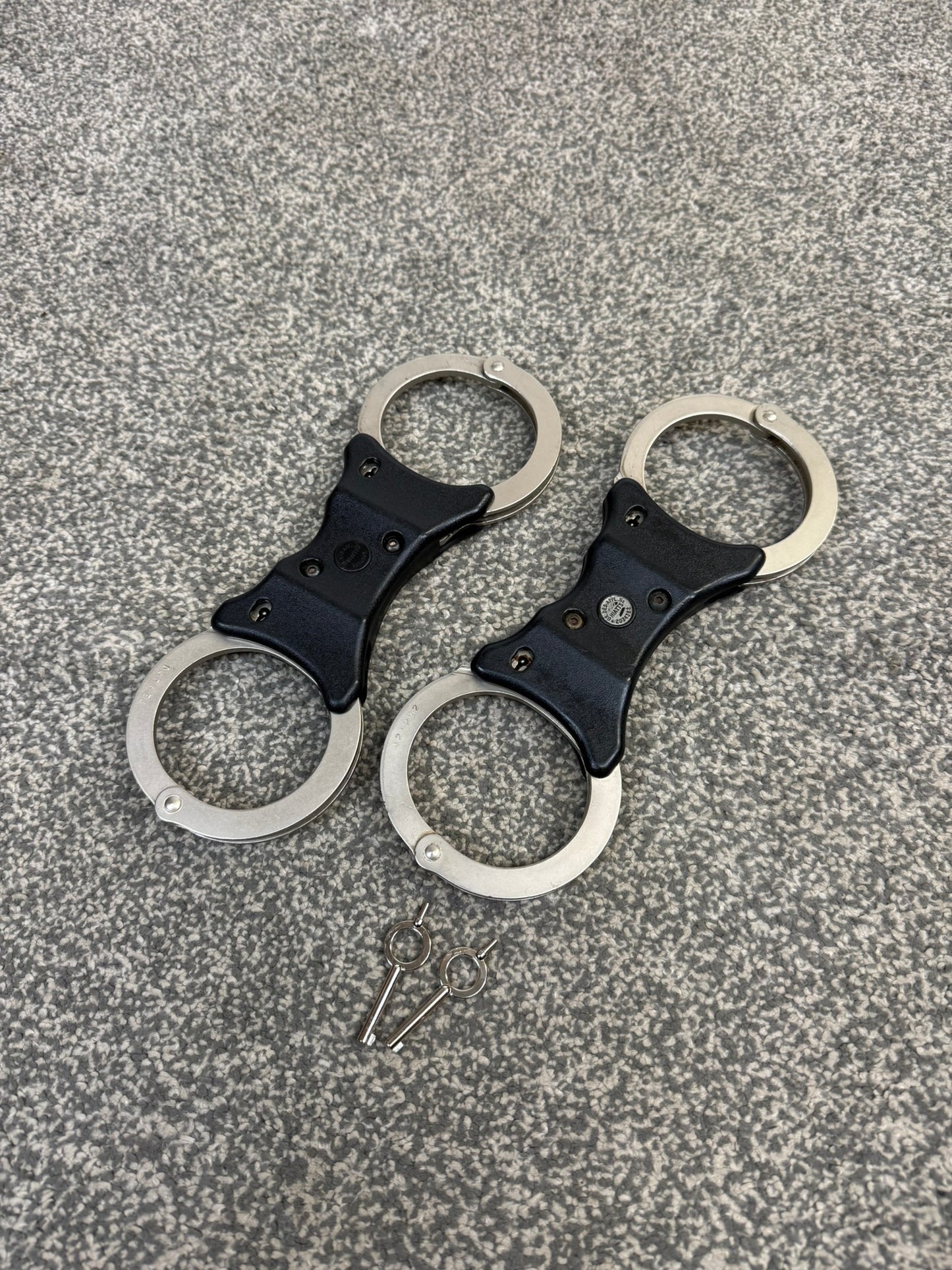 Ex Police Early Hiatt Rigid Handcuffs With Serial Security Cuffs Displays Collector