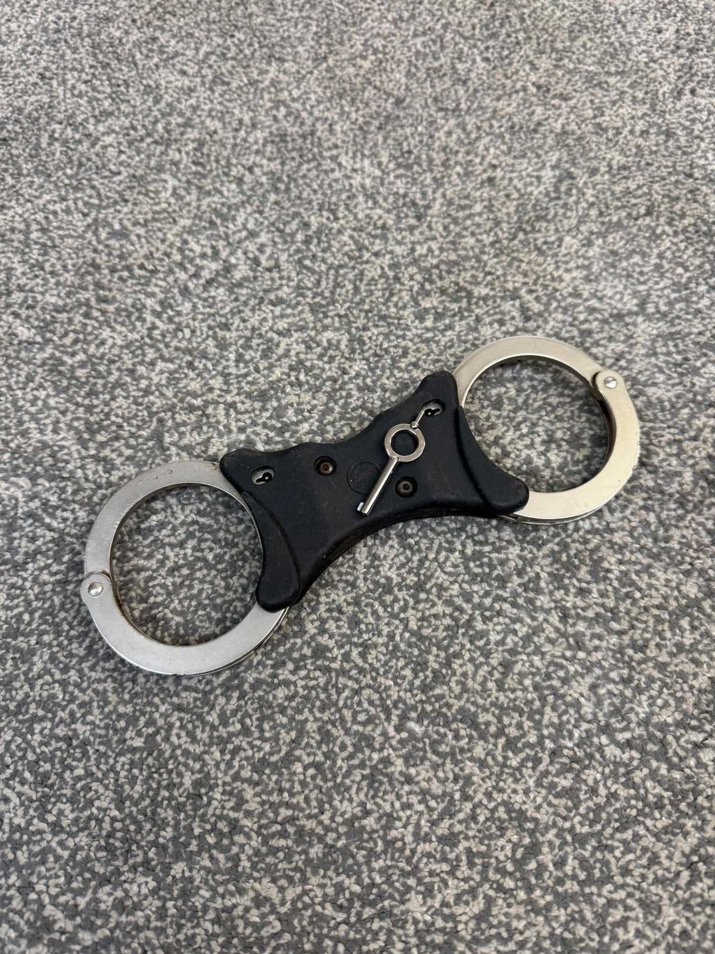 Ex Police Hiatt Rigid Handcuffs With Serial Security Cuffs Displays Collector