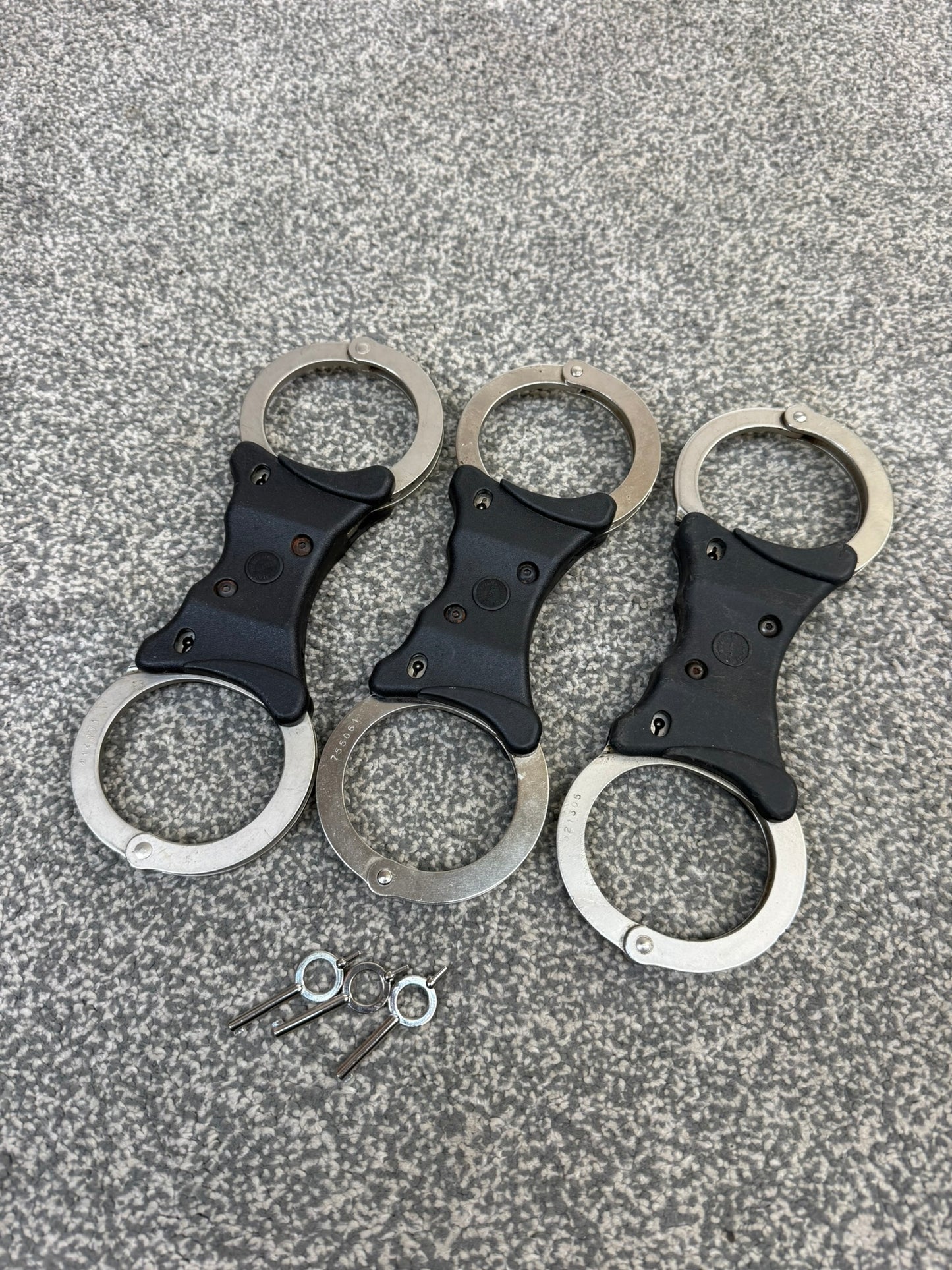 Ex Police Hiatt Rigid Handcuffs With Serial Security Cuffs Displays Collector