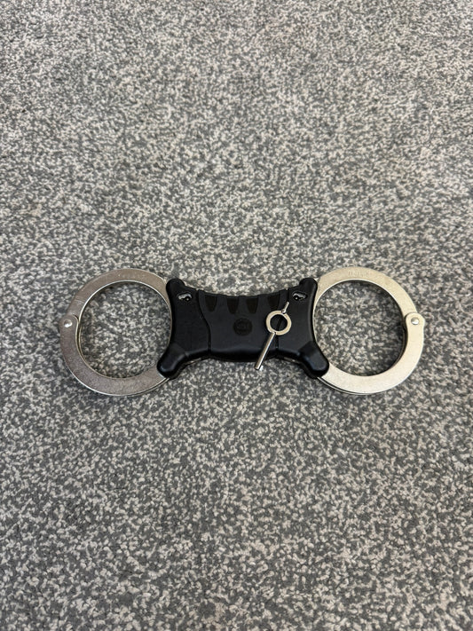 Ex Police TCH840 Handcuffs Rigid Cuffs With Key Security Collectible Memorabilia