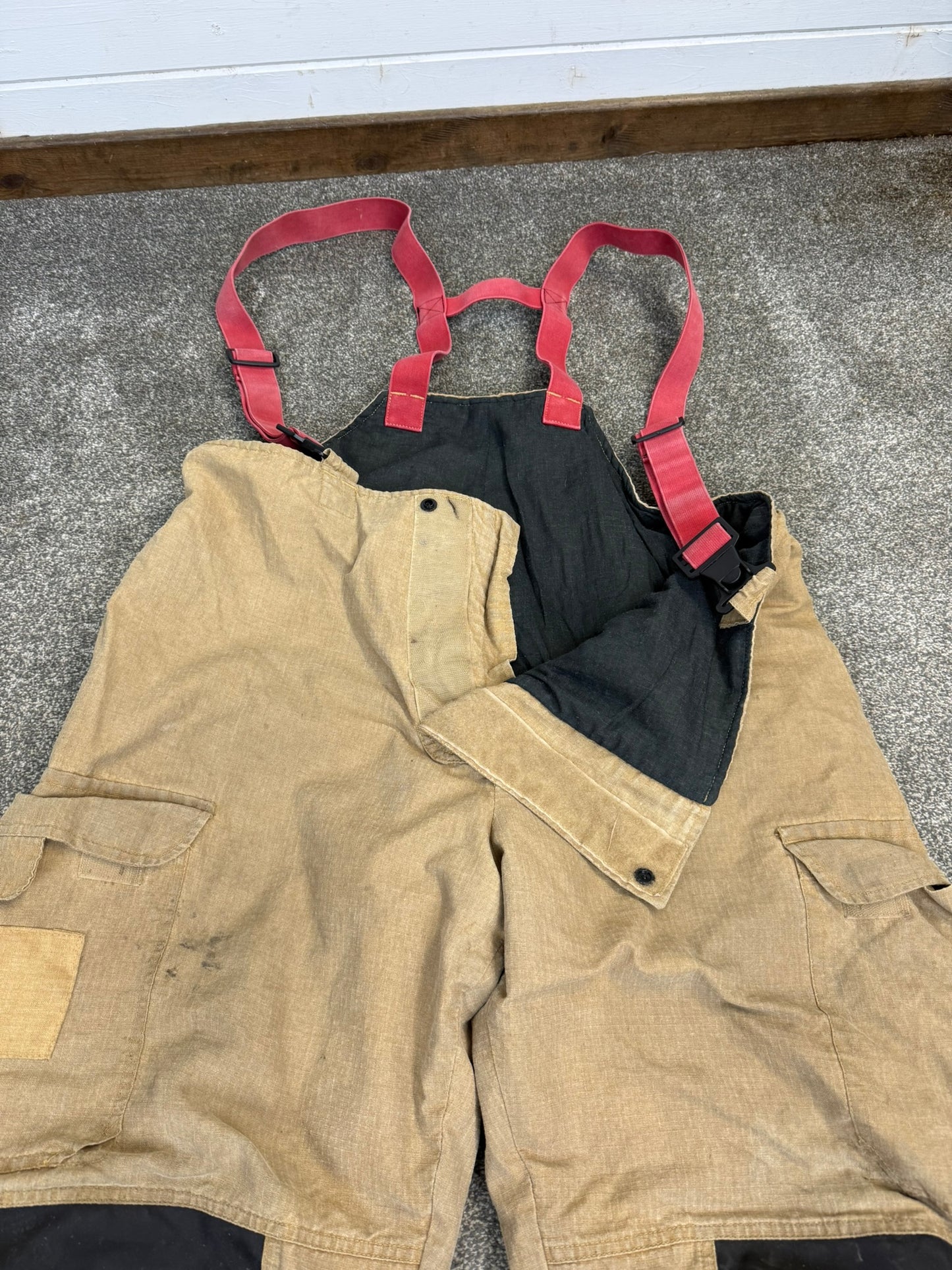 Ex Fire & Rescue Trousers X Large Fireman Firefighter Uniform Braces