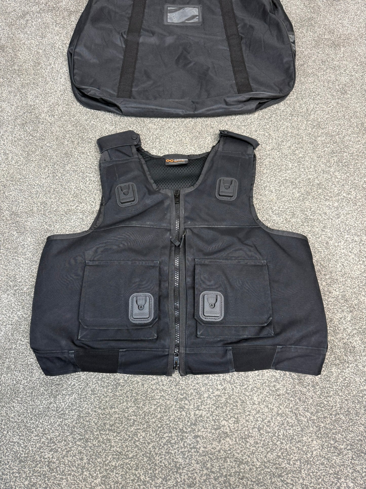 Ex Police Cooneen Body Armour Stab Vest + Bag X LARGE Anti Stab & Ballistic HG1A & KR1
