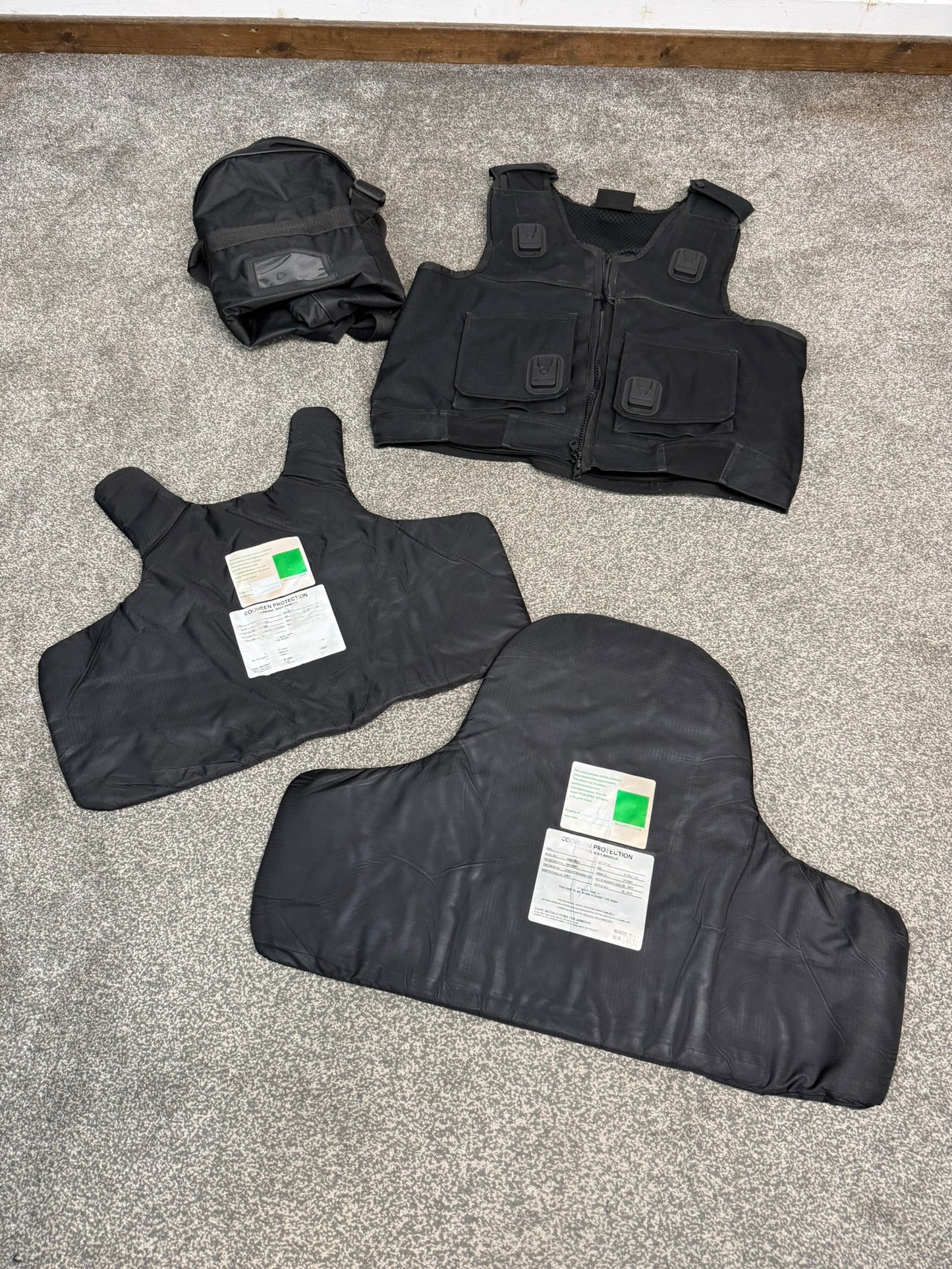 Ex Police Cooneen Body Armour Stab Vest + Bag X LARGE Anti Stab & Ballistic HG1A & KR1