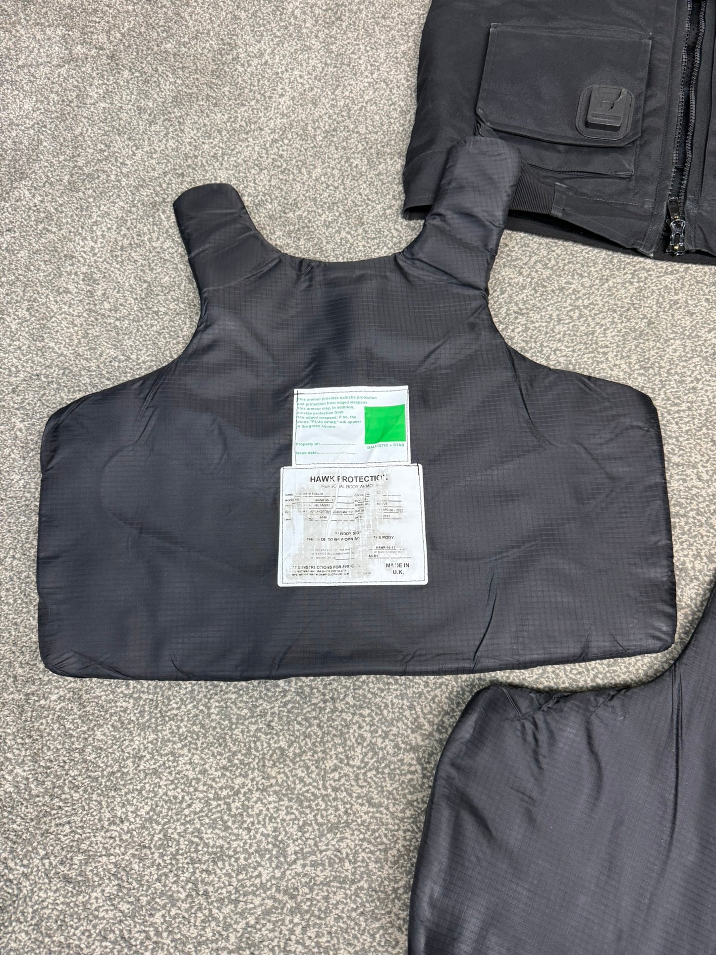 Ex Police Hawk Body Armour Stab Vest MEDIUM Anti Stab & Ballistic HG1A & KR1
