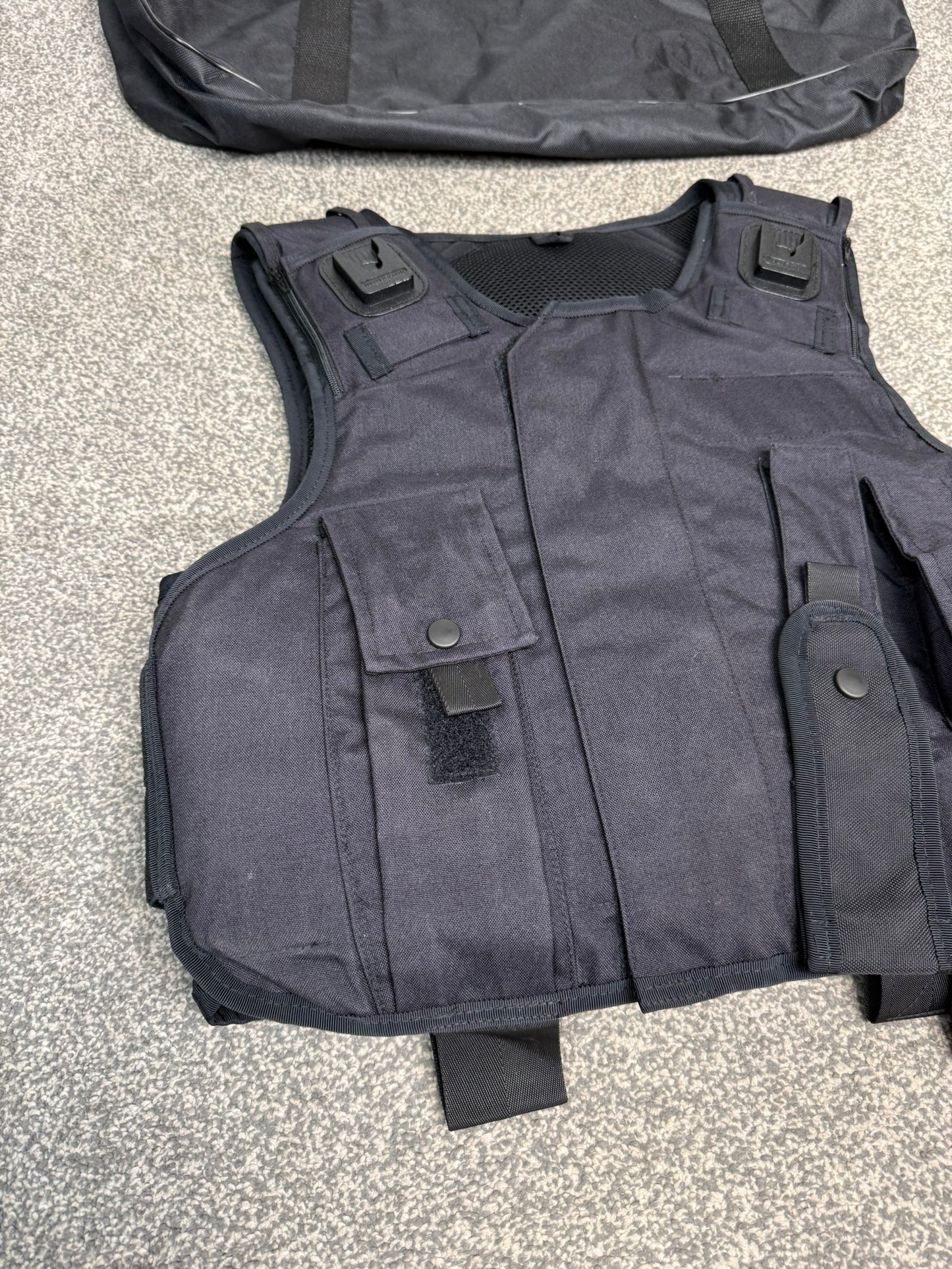 Ex Police Global Armour Body Armour Stab Vest & Bag SMALL Anti Stab & Ballistic HG1A / KR1