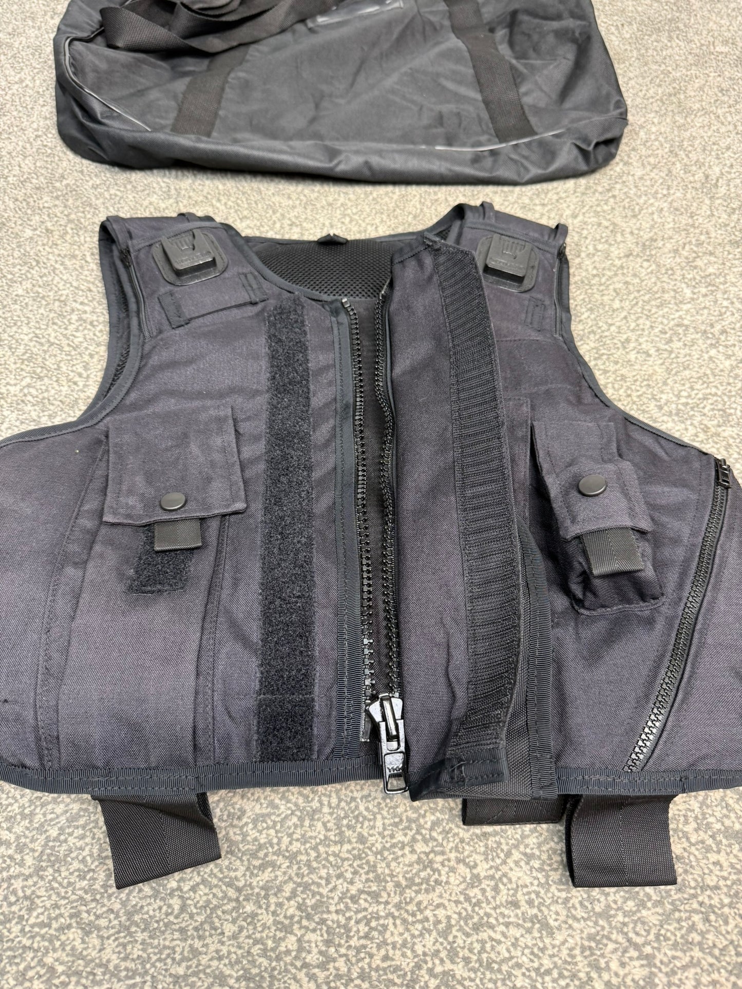 Ex Police Global Armour Body Armour Stab Vest & Bag SMALL Anti Stab & Ballistic HG1A / KR1