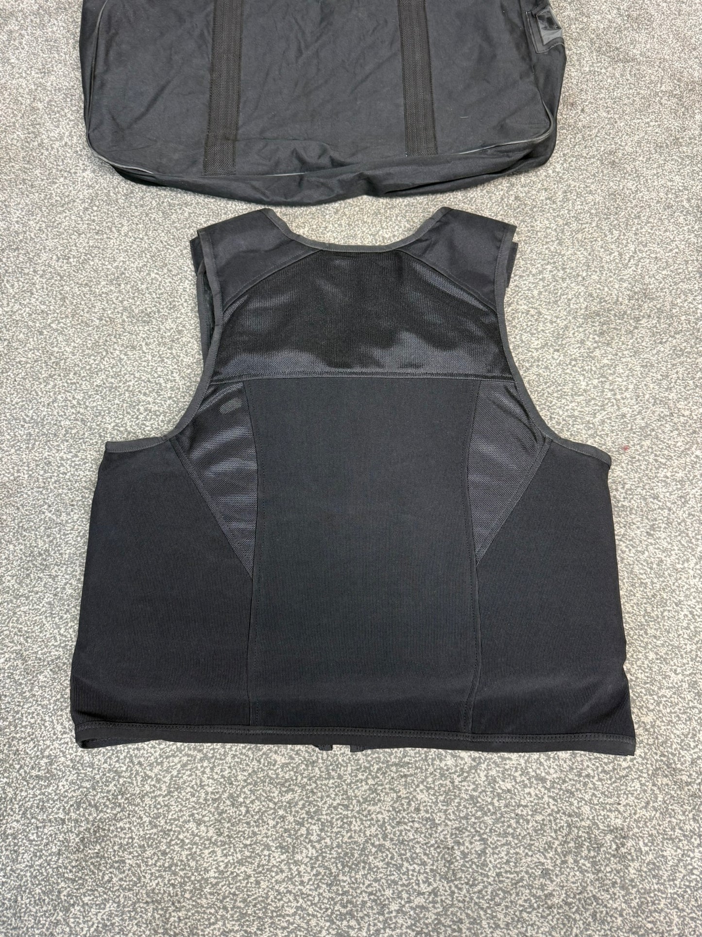 Ex Police Cooneen Body Armour Stab Vest LARGE Anti Stab & Ballistic HG1A & KR1 + Bag VGC