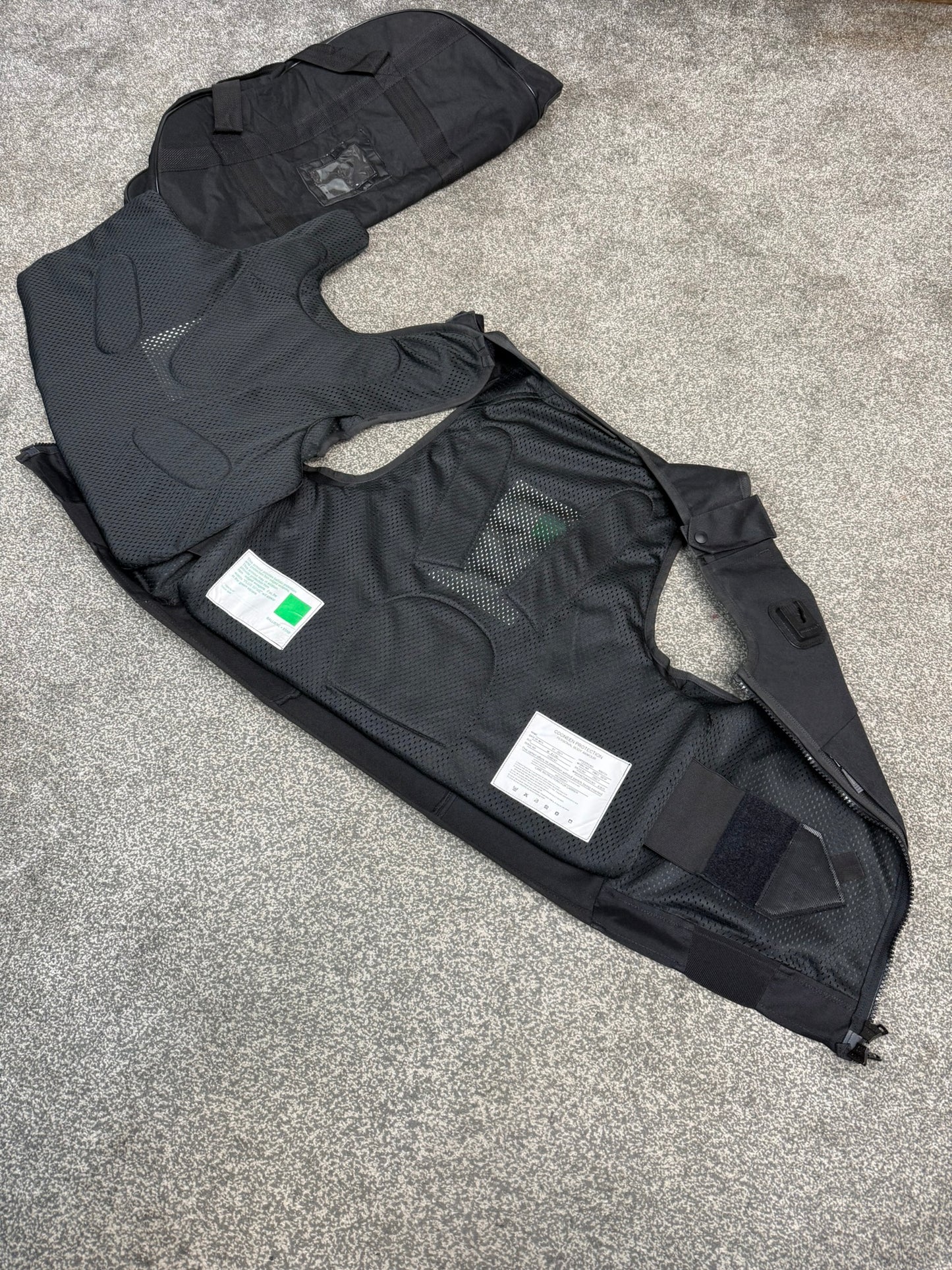 Ex Police Cooneen Body Armour Stab Vest LARGE Anti Stab & Ballistic HG1A & KR1 + Bag VGC