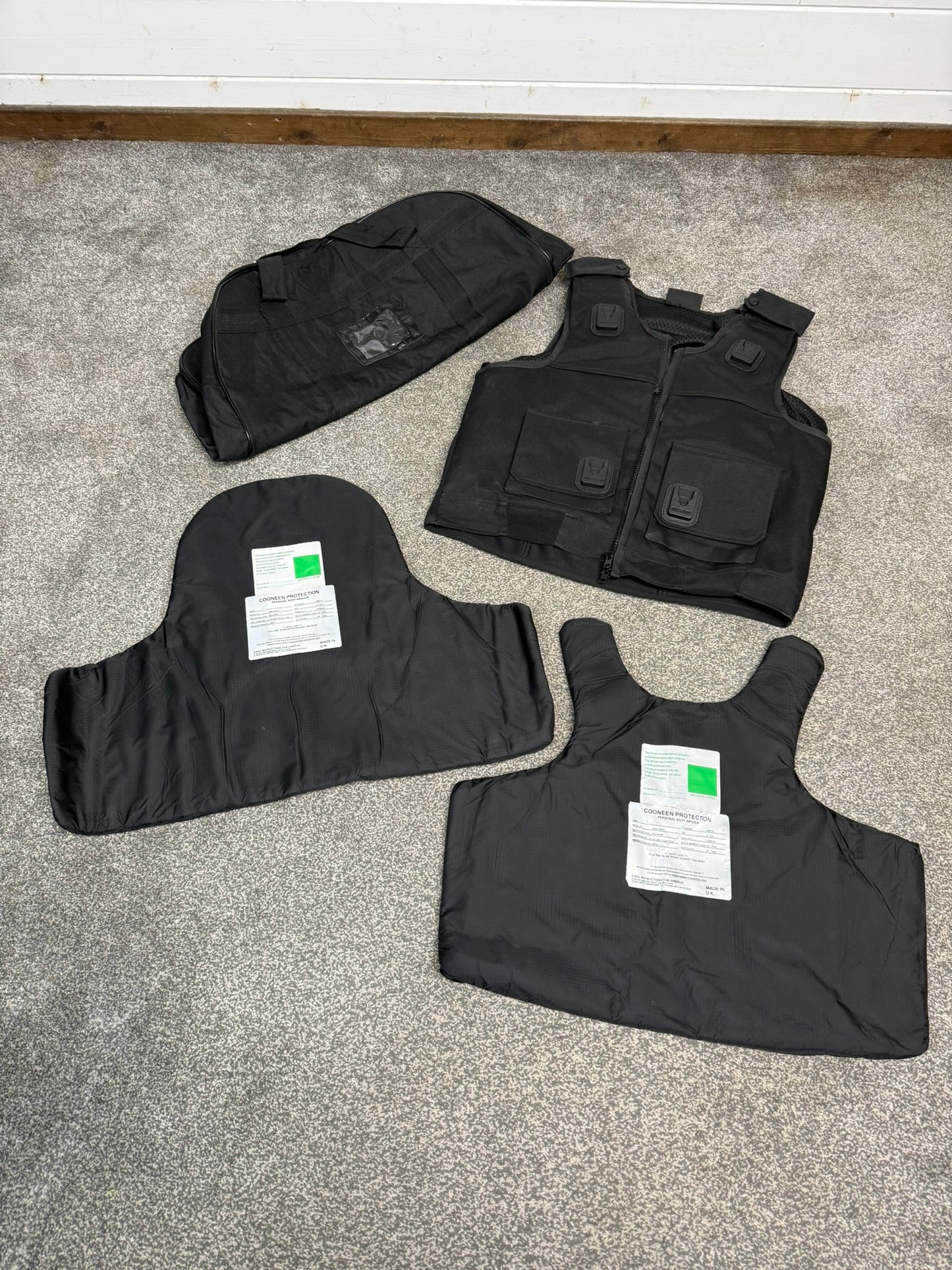 Ex Police Cooneen Body Armour Stab Vest LARGE Anti Stab & Ballistic HG1A & KR1 + Bag VGC