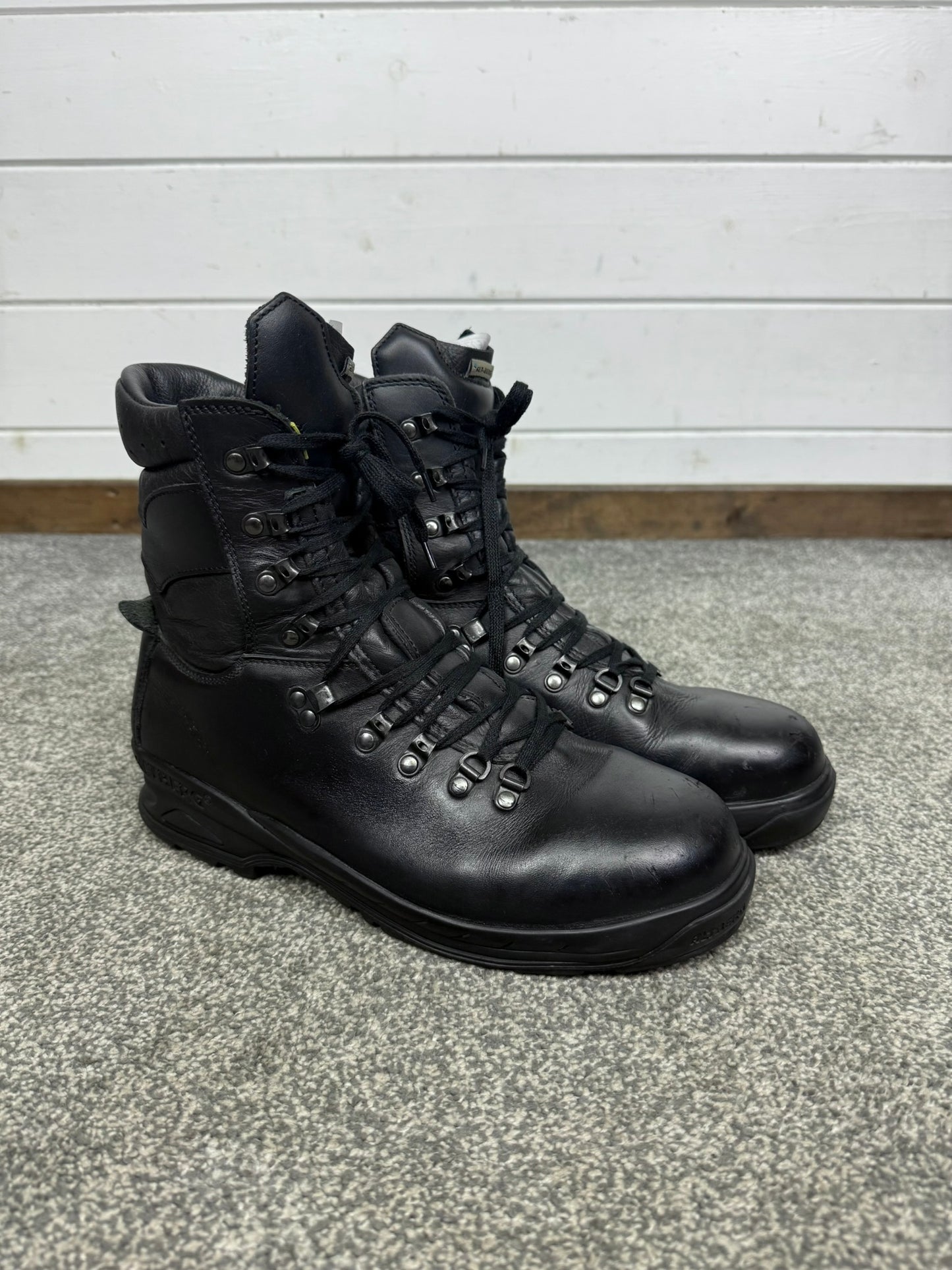 Altberg Peacekeeper P3 VS Original Black Leather Waterproof Combat Boots Size UK 9.5