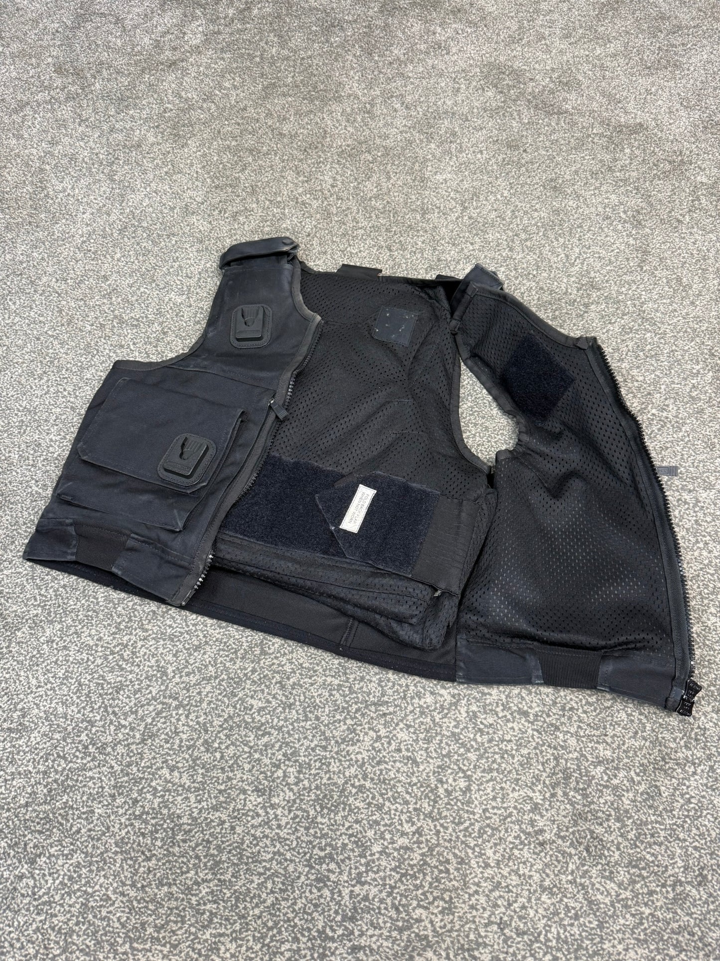 Ex Police Cooneen Body Armour Stab SMALL Vest Anti Stab & Ballistic HG1A & KR1 Security