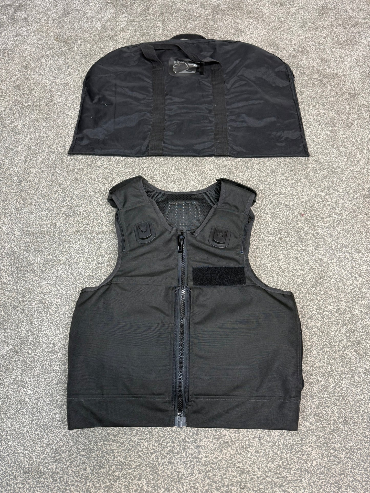 Ex Police Safariland Body Armour Stab Vest + Bag Anti Stab & Ballistic HG1A & KR1 - MEDIUM