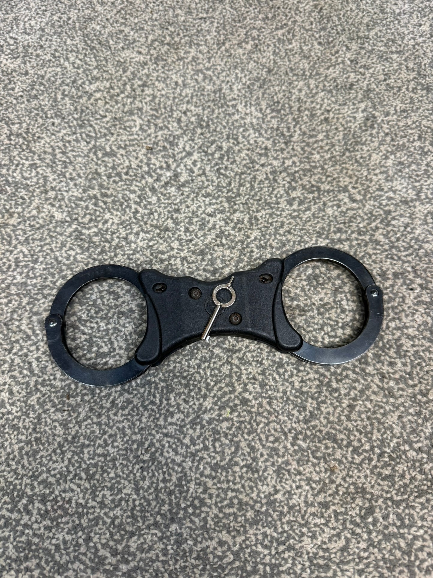 Ex Police Black Hiatt Rigid Handcuffs Genuine Cuff With Key Security Collectable