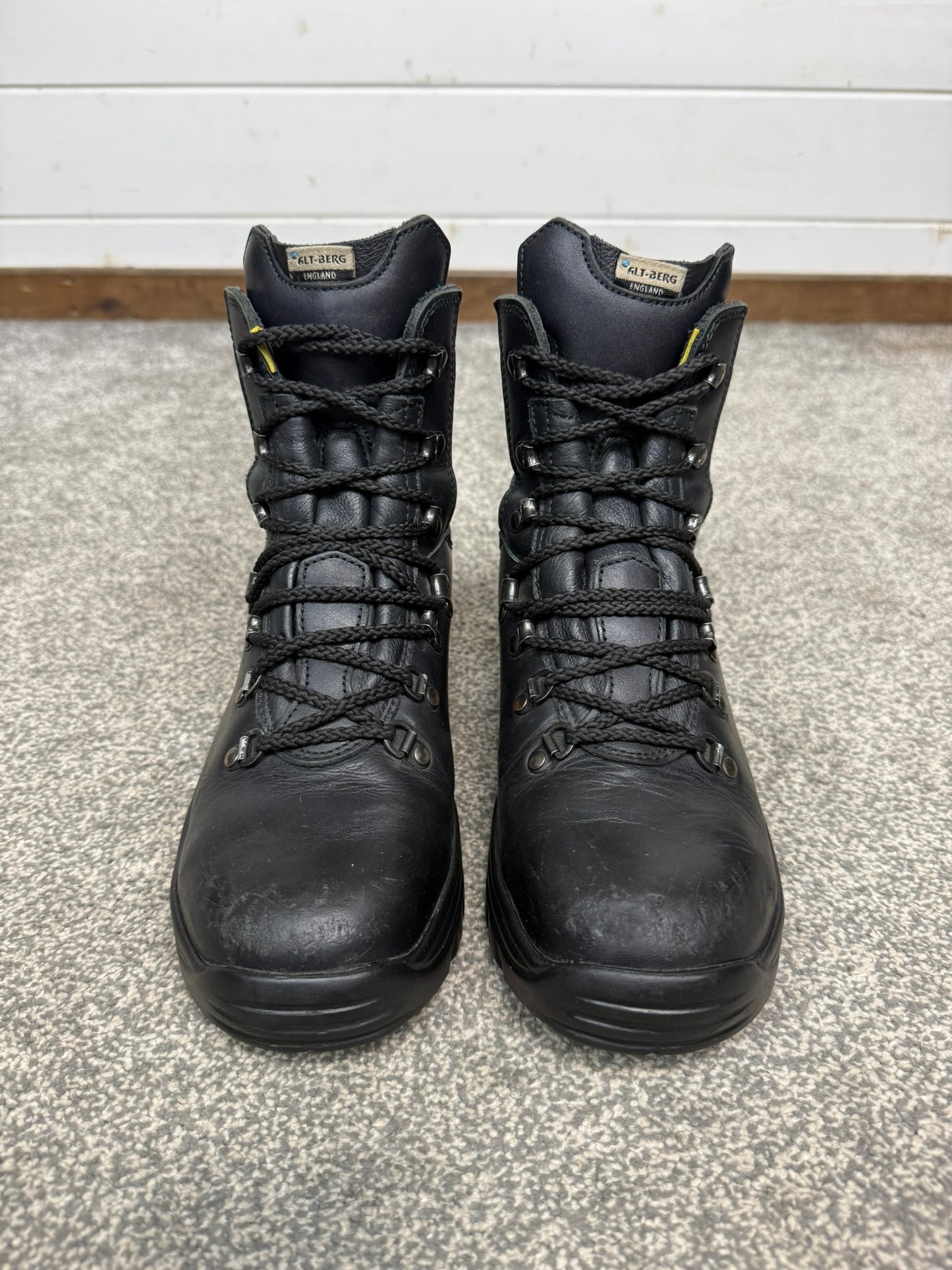 Altberg Peacekeeper P3 VS Black Leather Safety Combat Boots Size UK 5.5
