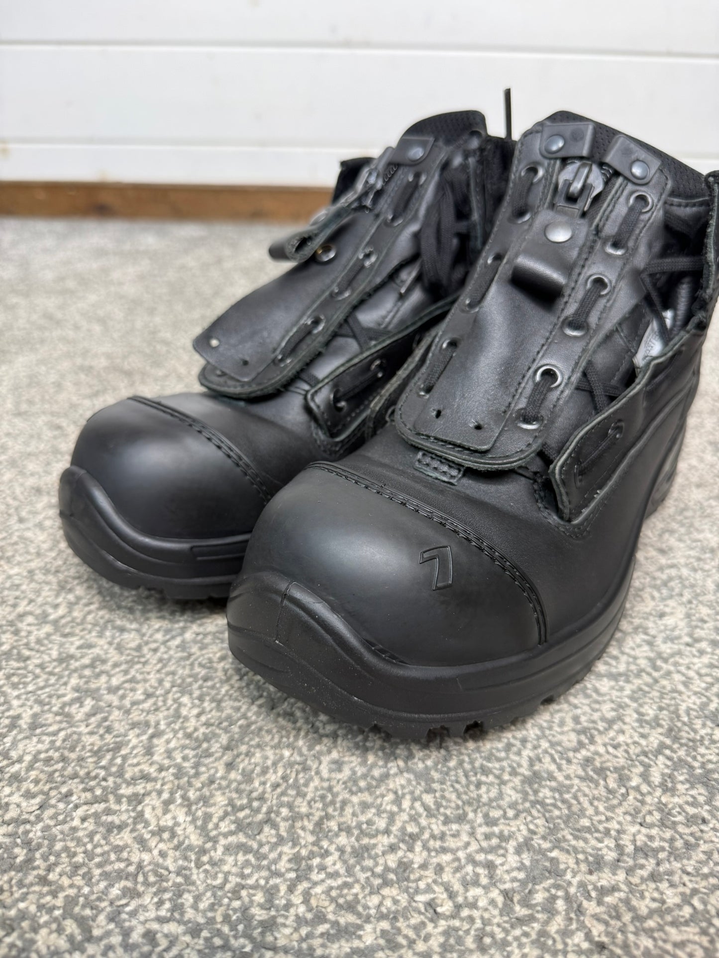 Hiax XR6 Crosstech Gore-Tex Rescue Safety Boots Zip Up - UK 7