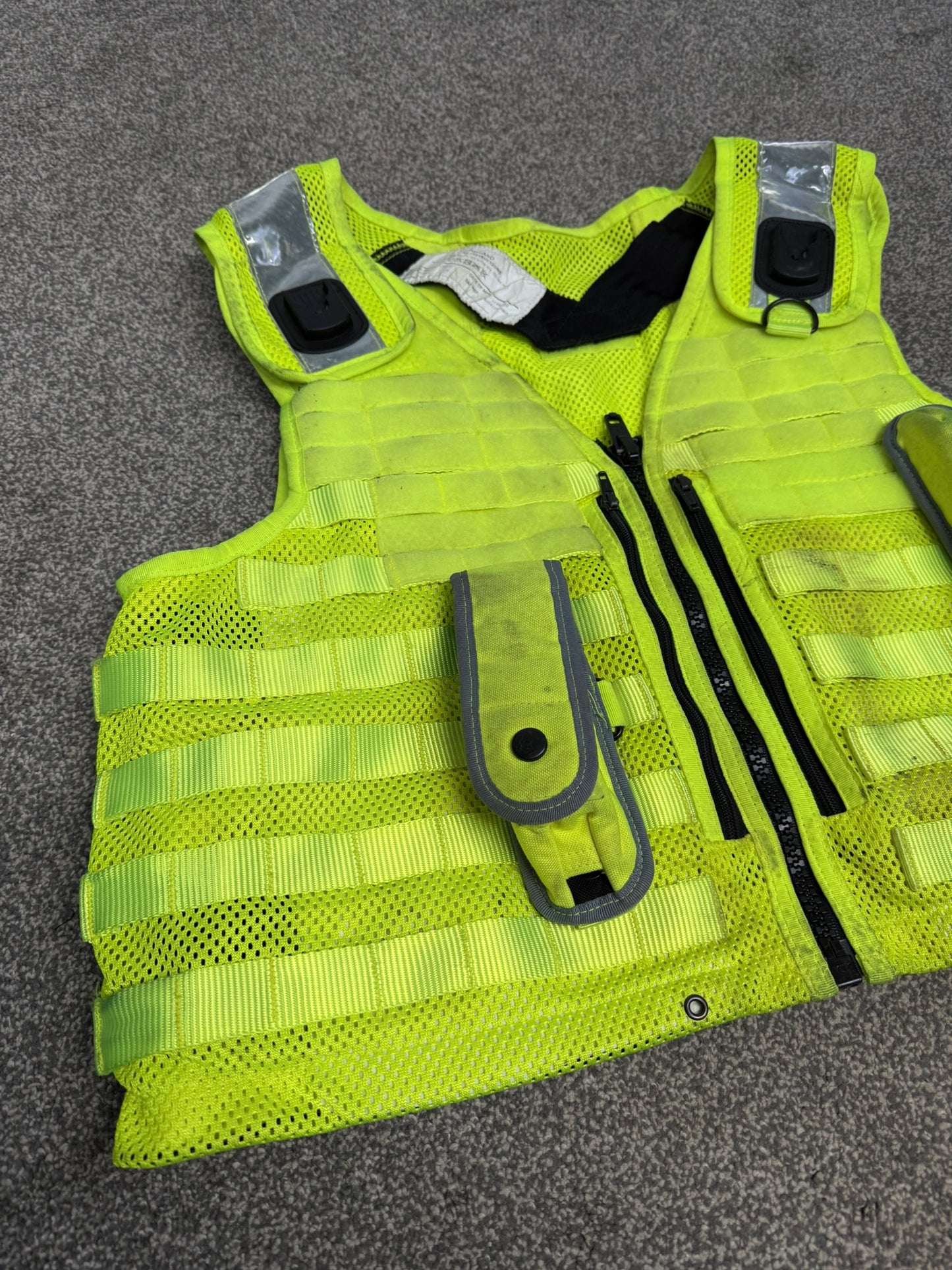 Safariland Hi-Vis MOLLE Vest & Pouches Tactical Utility Security Vest Ex Police - XL