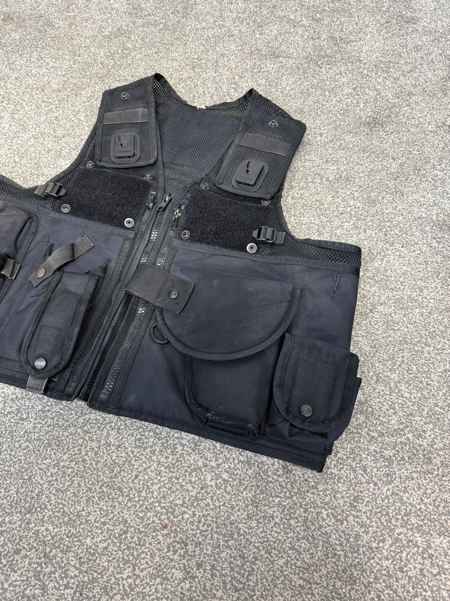 Ex Police Black Arktis Taser Vest Utility Tac Vest MEDIUM Airsoft Security