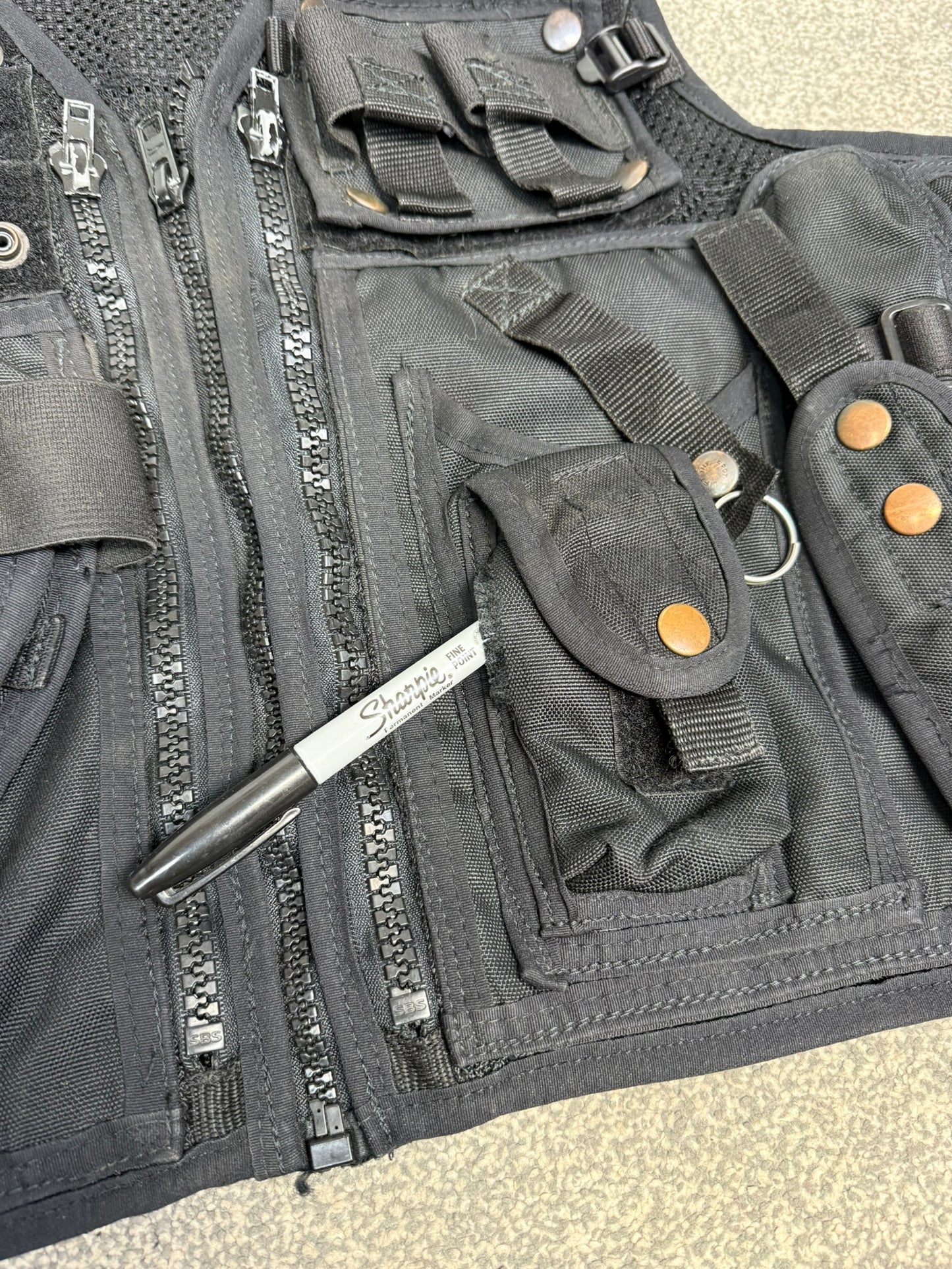 Ex Police Black Arktis Taser Vest Utility Tactical Vest XL Airsoft Security