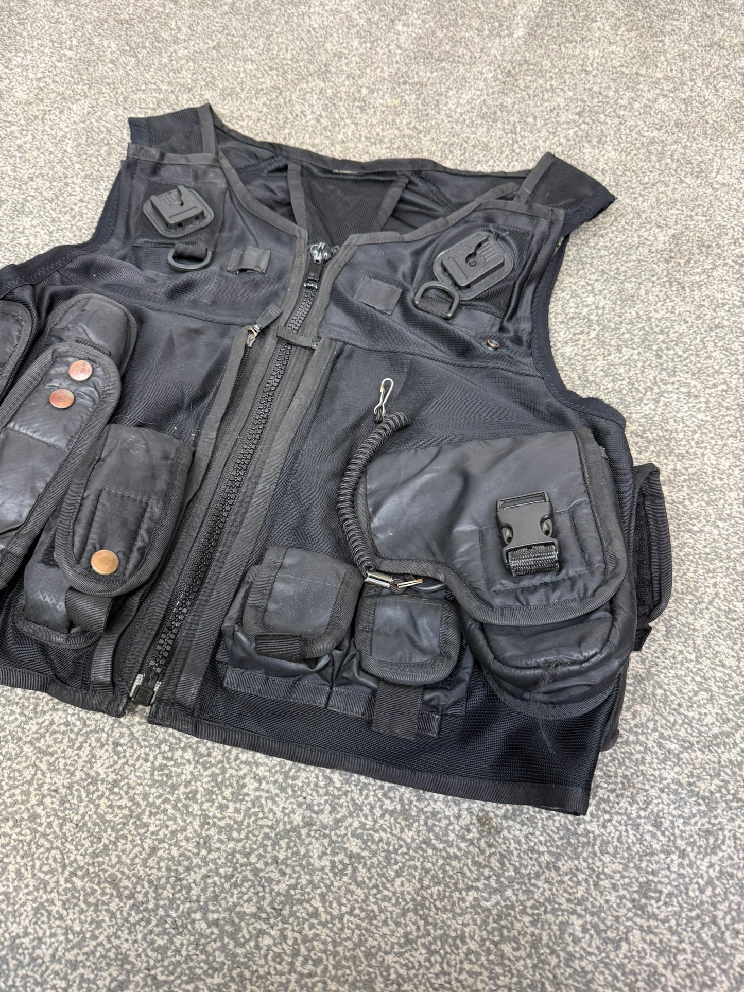 Ex Police Black Utility Vest Taser Pouches Security Patrol - Medium