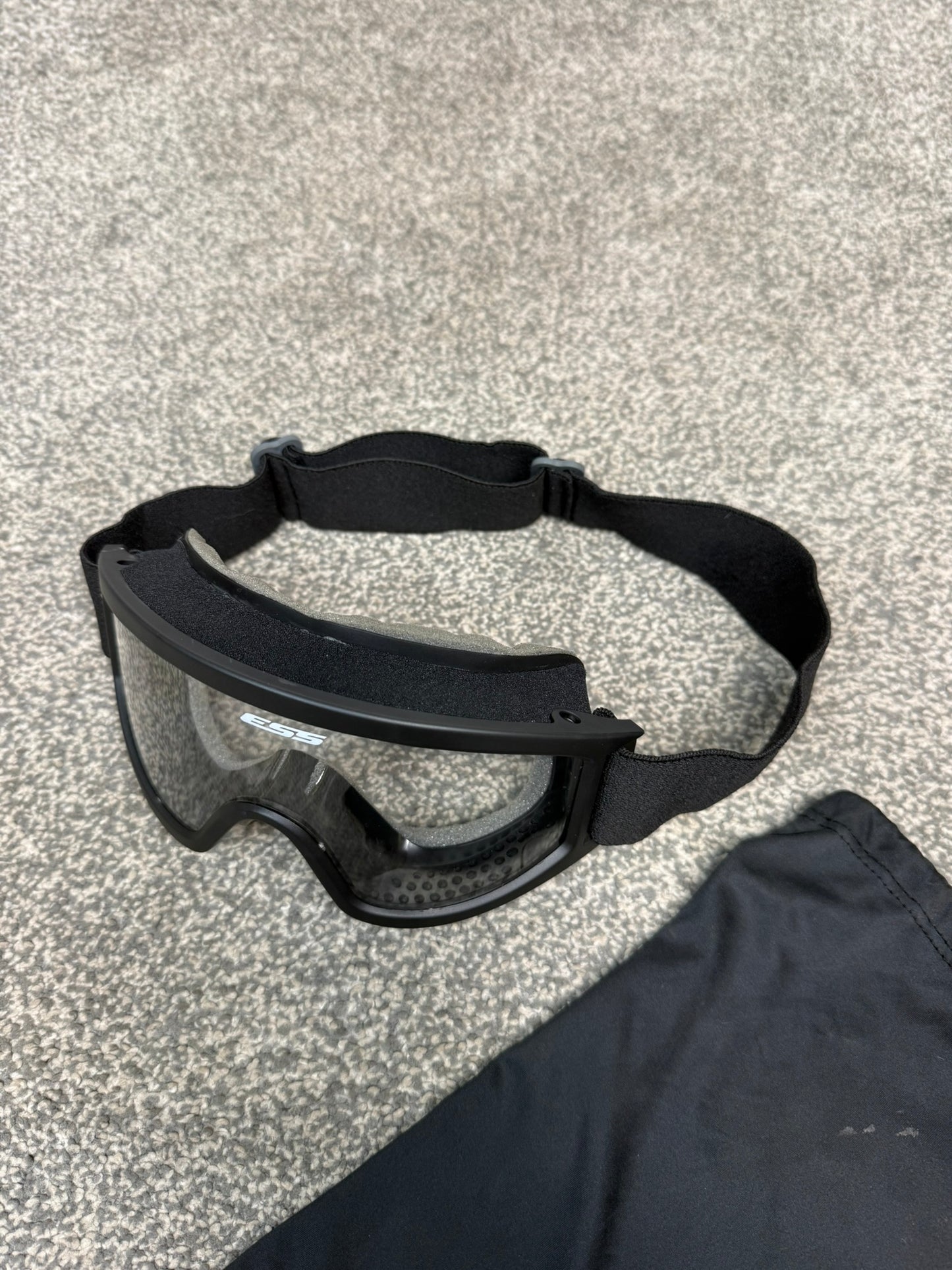 Ex Police ESS Striker Tactical XT Black Goggles & Bag Paintball Airsoft