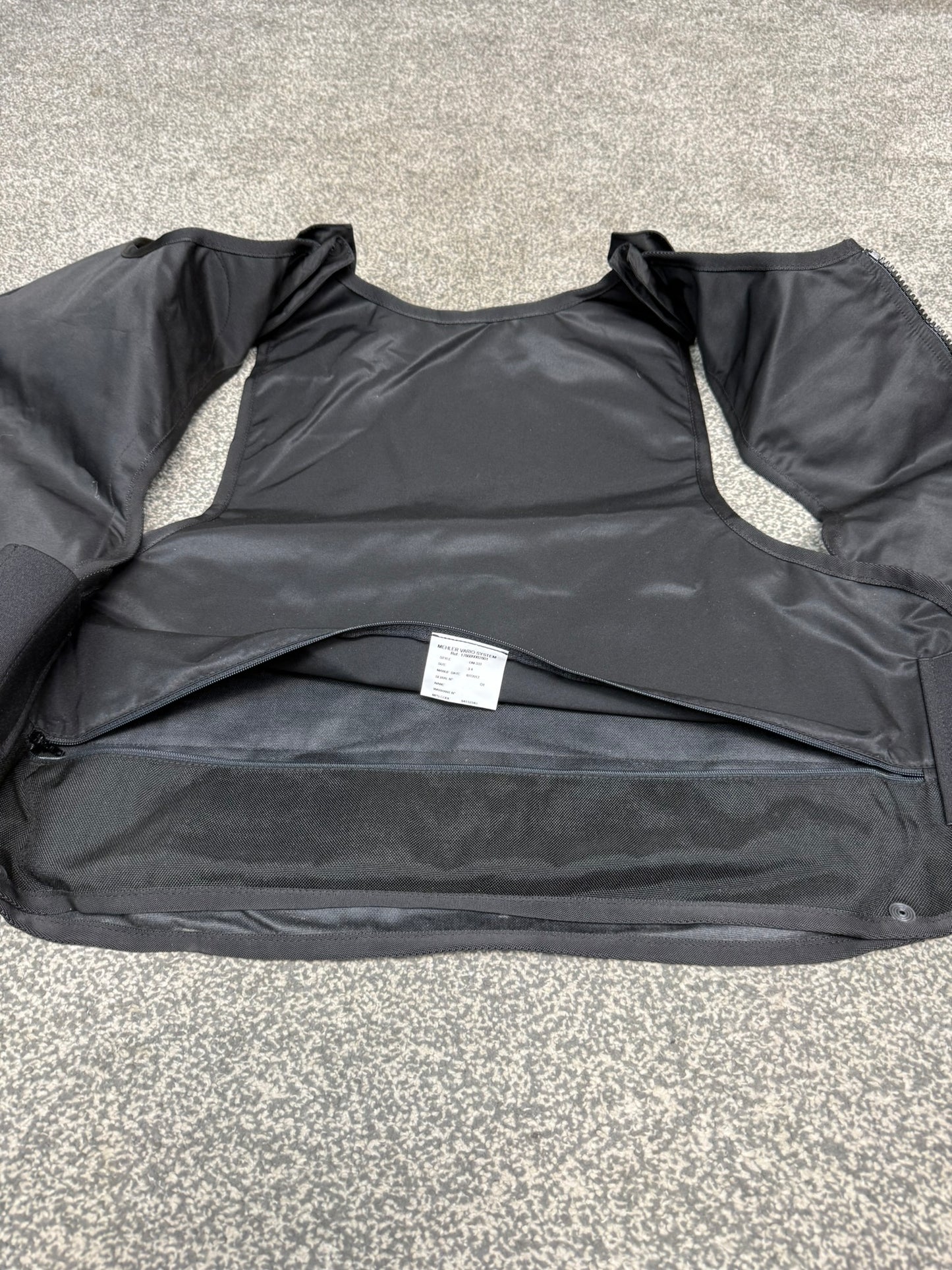 Ex Metropolitan Police Body Armour Cover BADGED - MEDIUM TV Film Uniform