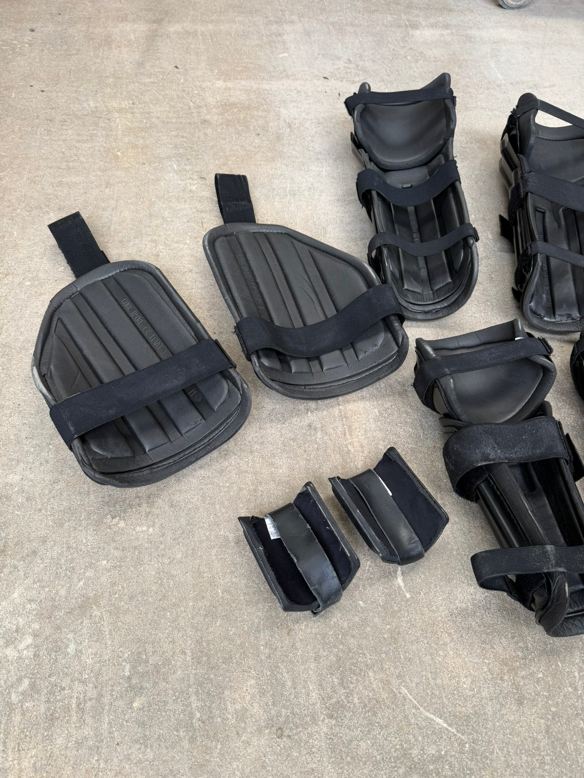 Ex Police Riot Guard Set Arms Thigh Leg & Foot Security Dog Handler Paintball Airsoft
