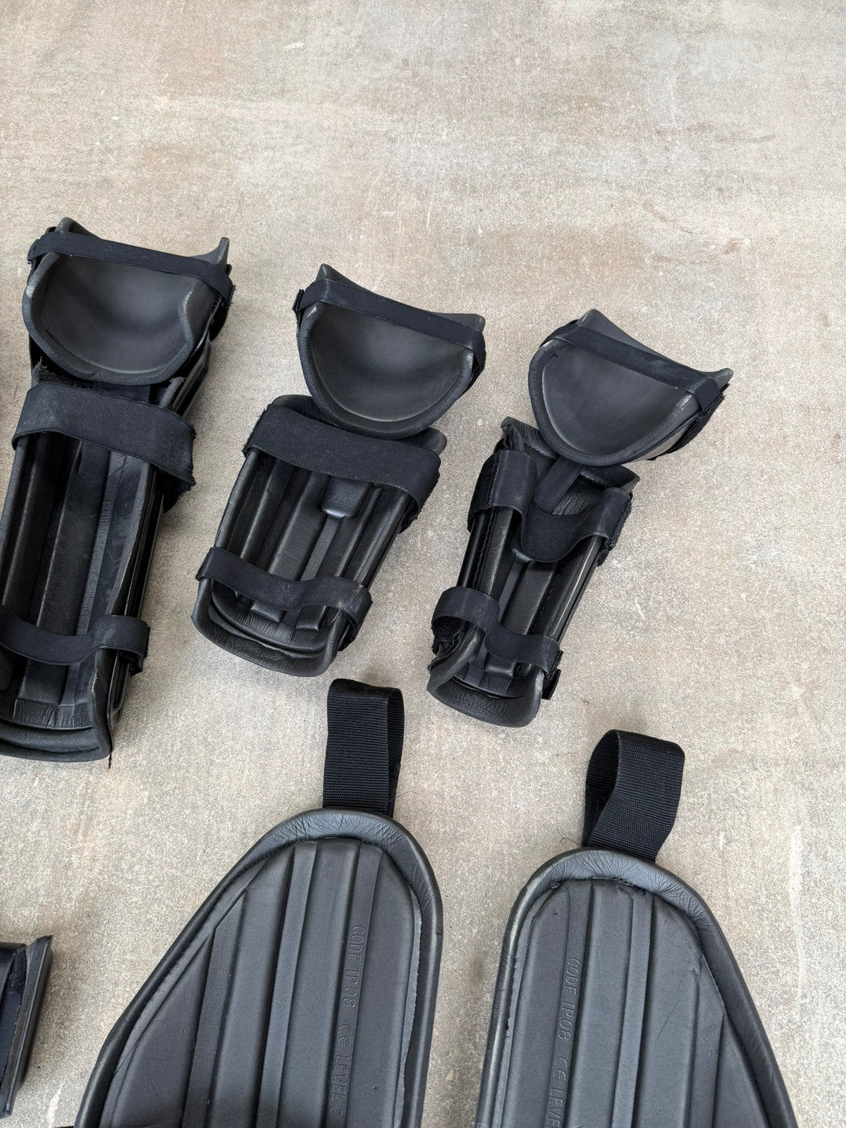 Ex Police Riot Guard Set Arms Thigh Leg & Foot Security Dog Handler Paintball Airsoft