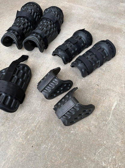 Ex Police Riot Guard Set Arms Thigh Leg & Foot Security Dog Handler Paintball Airsoft