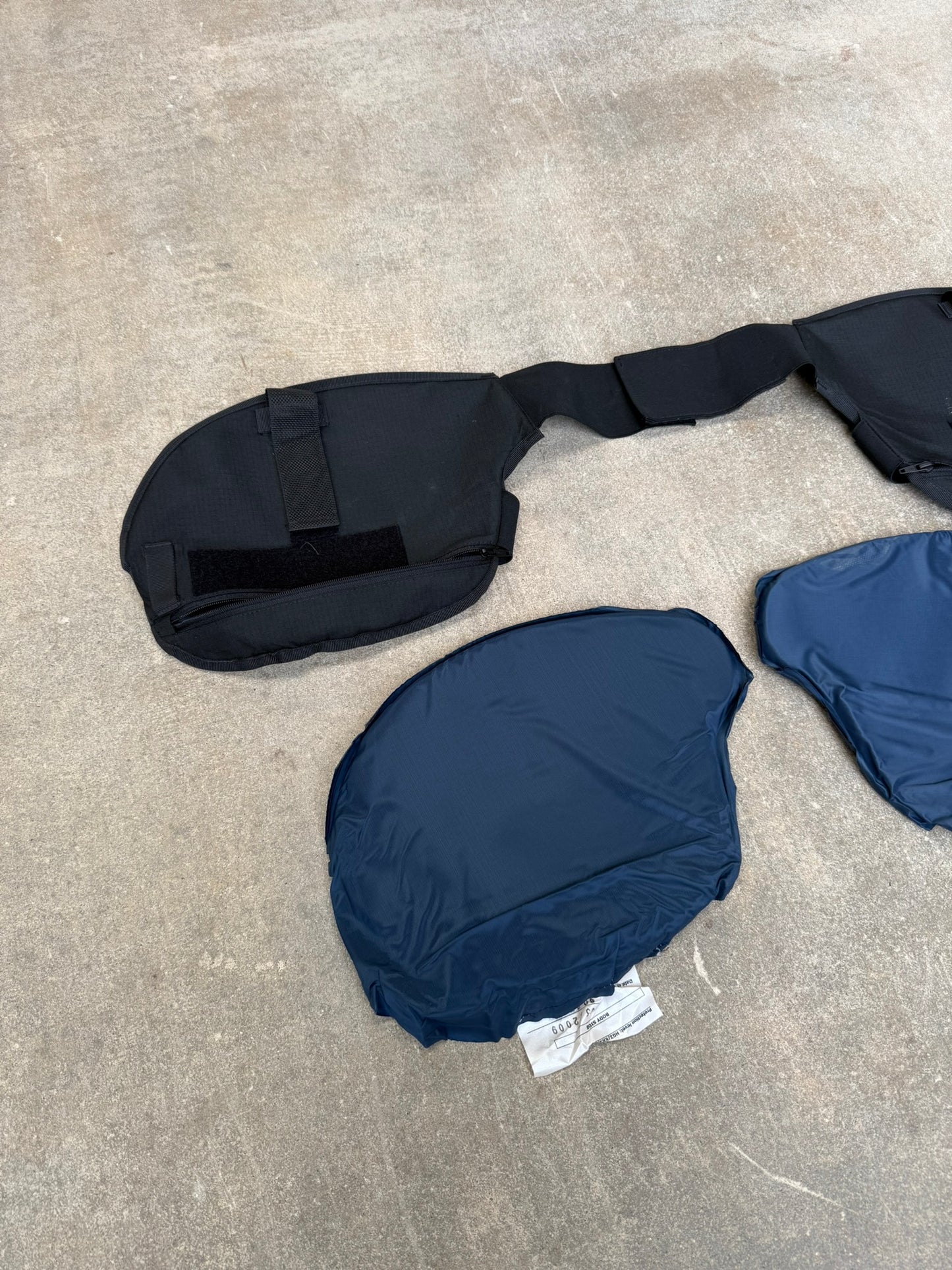 Ex Police Shoulder Body Armour With Panels Anti Stab & Ballistic HG2 / KR2 / SP2
