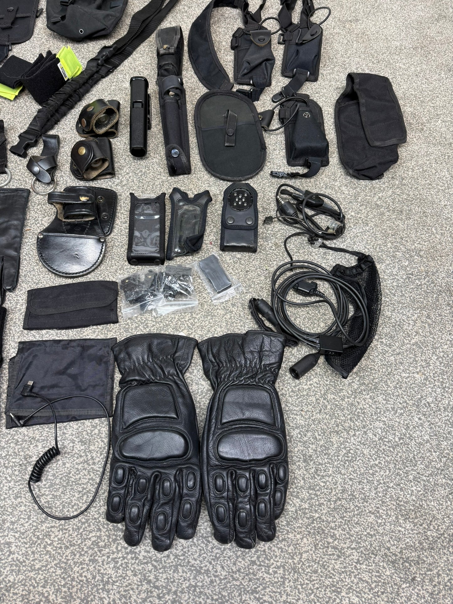 Ex Police Accessory Job Lot Belt Pouches Gloves Torch Cuff Holders Security Lot