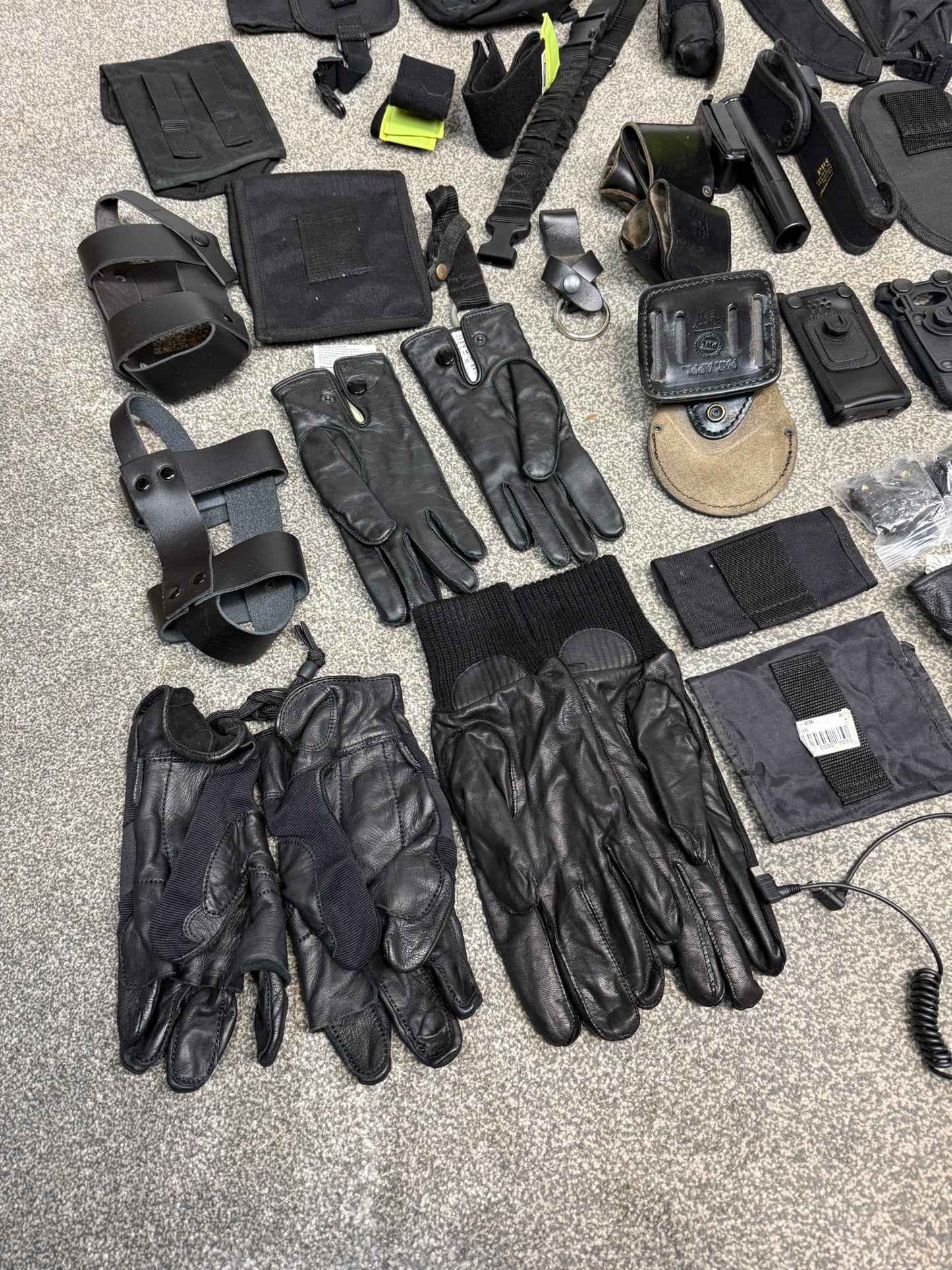 Ex Police Accessory Job Lot Belt Pouches Gloves Torch Cuff Holders Security Lot