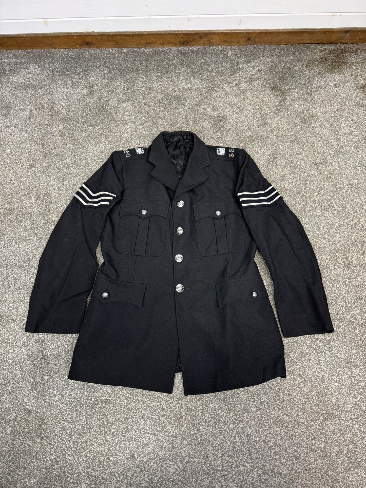 Ex Suffolk Constabulary Sergeants Tunic 41" Chest Collector Display Uniform