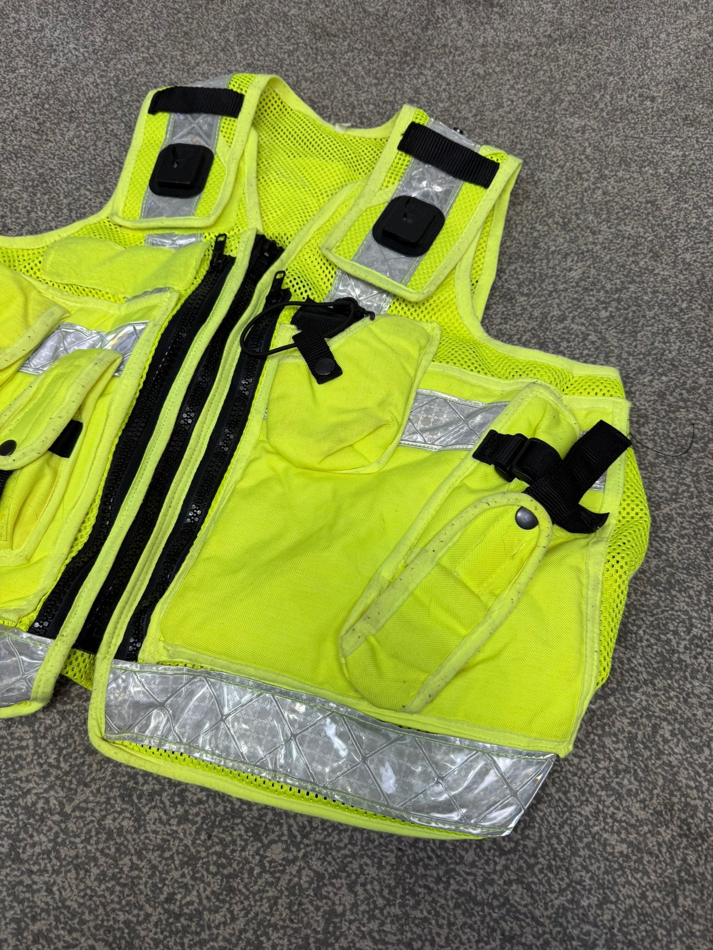 Ex Police Hi Vis Utility Tac Vest Medium Security Patrol Equipment Vest Marshall