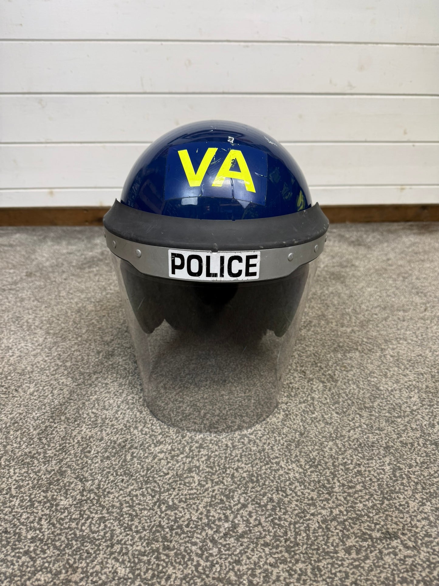 Ex Police Argus Riot Helmet Badged Display Airsoft Paintball 60-61cm