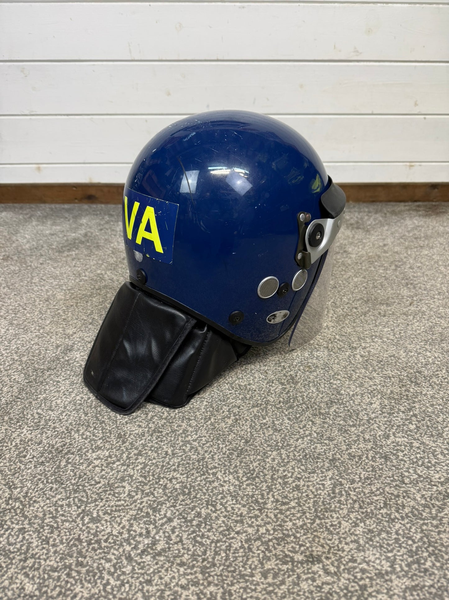 Ex Police Argus Riot Helmet Badged Display Airsoft Paintball 60-61cm