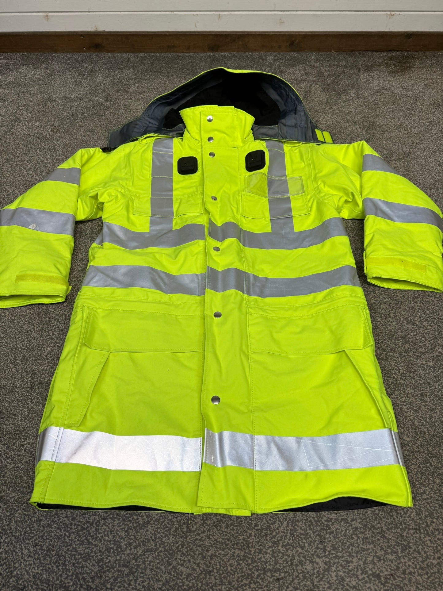 Ex Police Hi Vis Waterproof Jacket Anorak Quilted - X SMALL Security Recovery Dog Walking