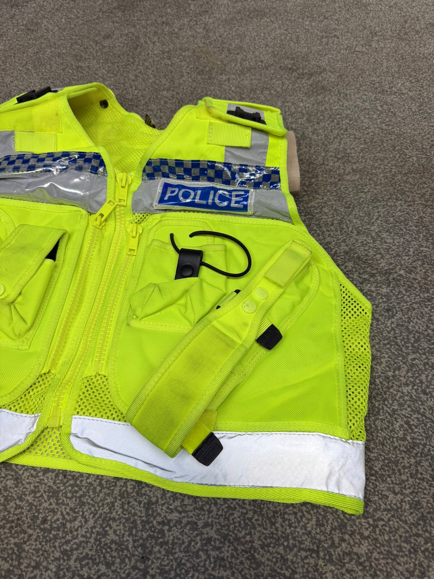 Ex Police Hi-Vis Protec Utility Tac Vest BADGED Collector Display Security - Medium