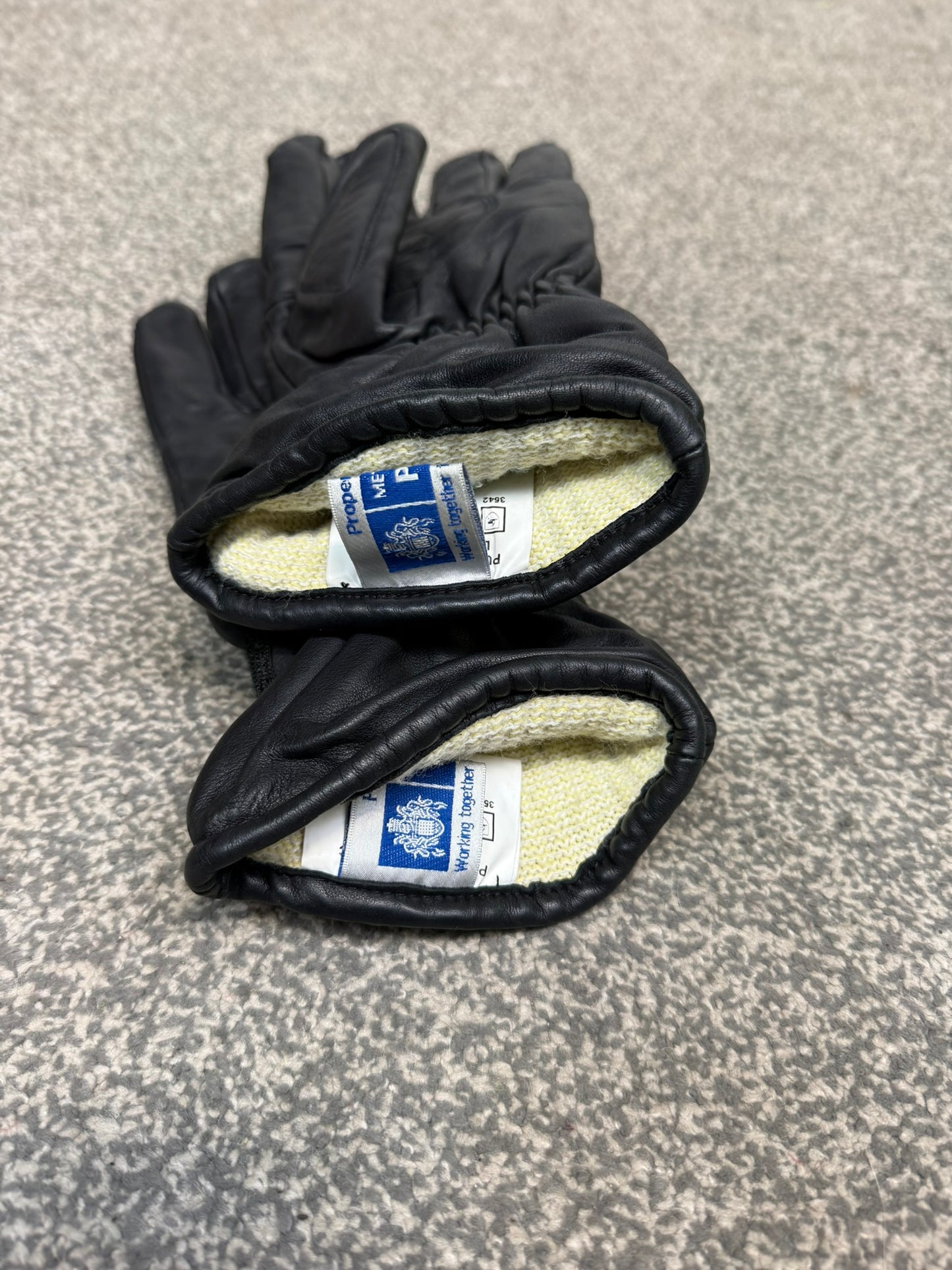 Ex Metropolitan Police Leather Riot Gloves Public Order Motorcycle Gloves Collector TV/Film Uniform