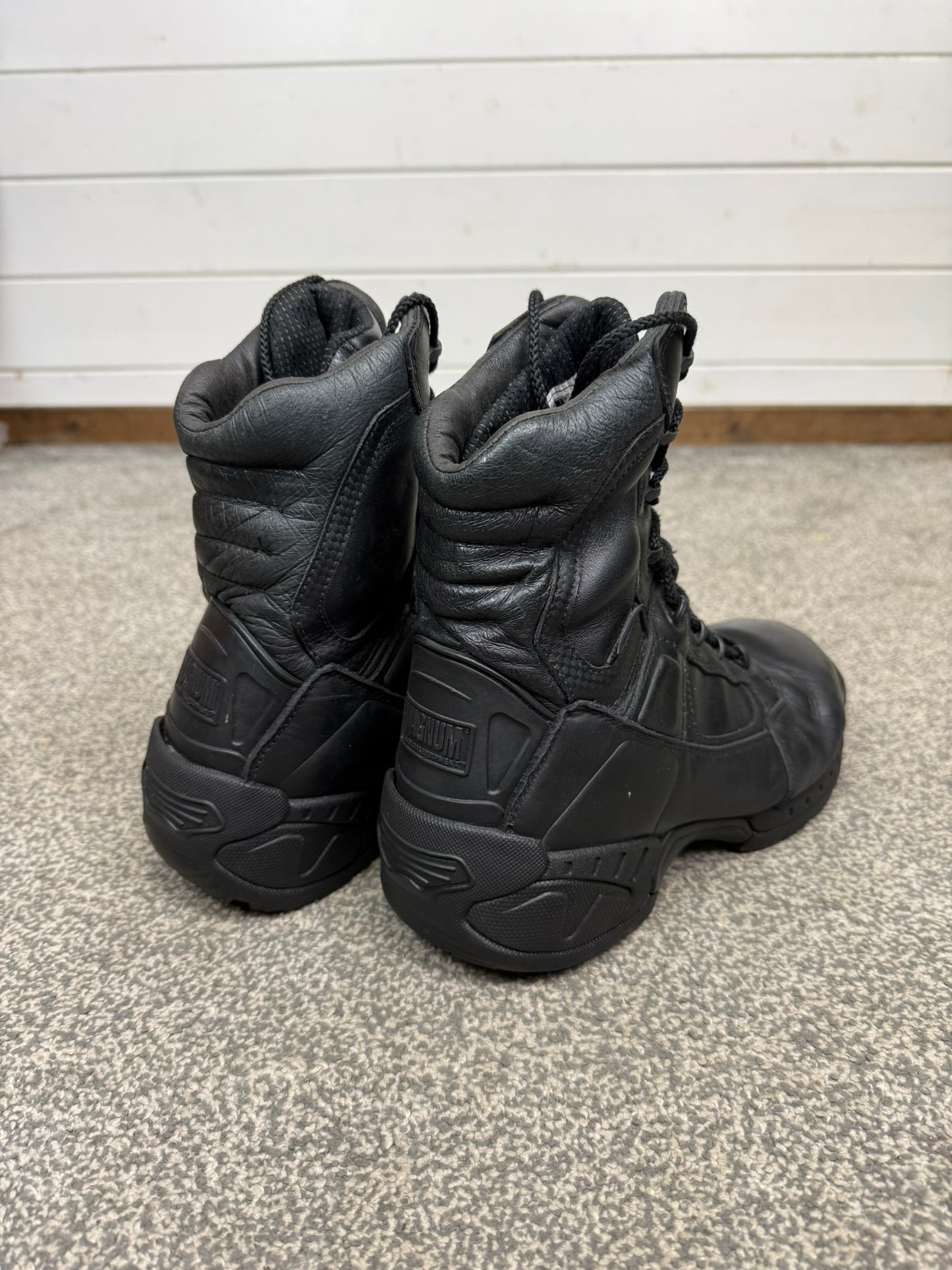 Magnum Stealth Force 8.0 Combat Boots Black Leather Waterproof UK 10 Ex Police Security
