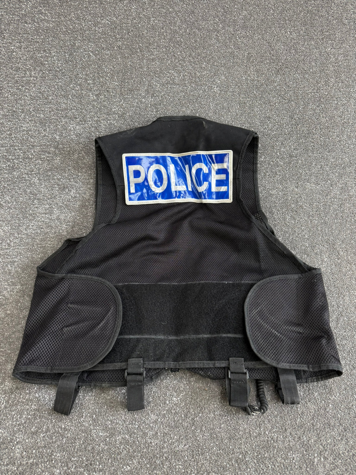 Ex Police Black Protec Tac Vest utility Vest BADGED Medium - Film TV Uniform Collector Display