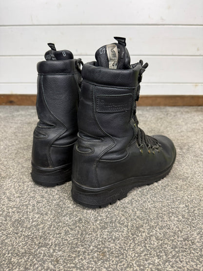 Altberg Field & Fell Leather Waterproof Combat Boots UK 8 Skywalk Sole