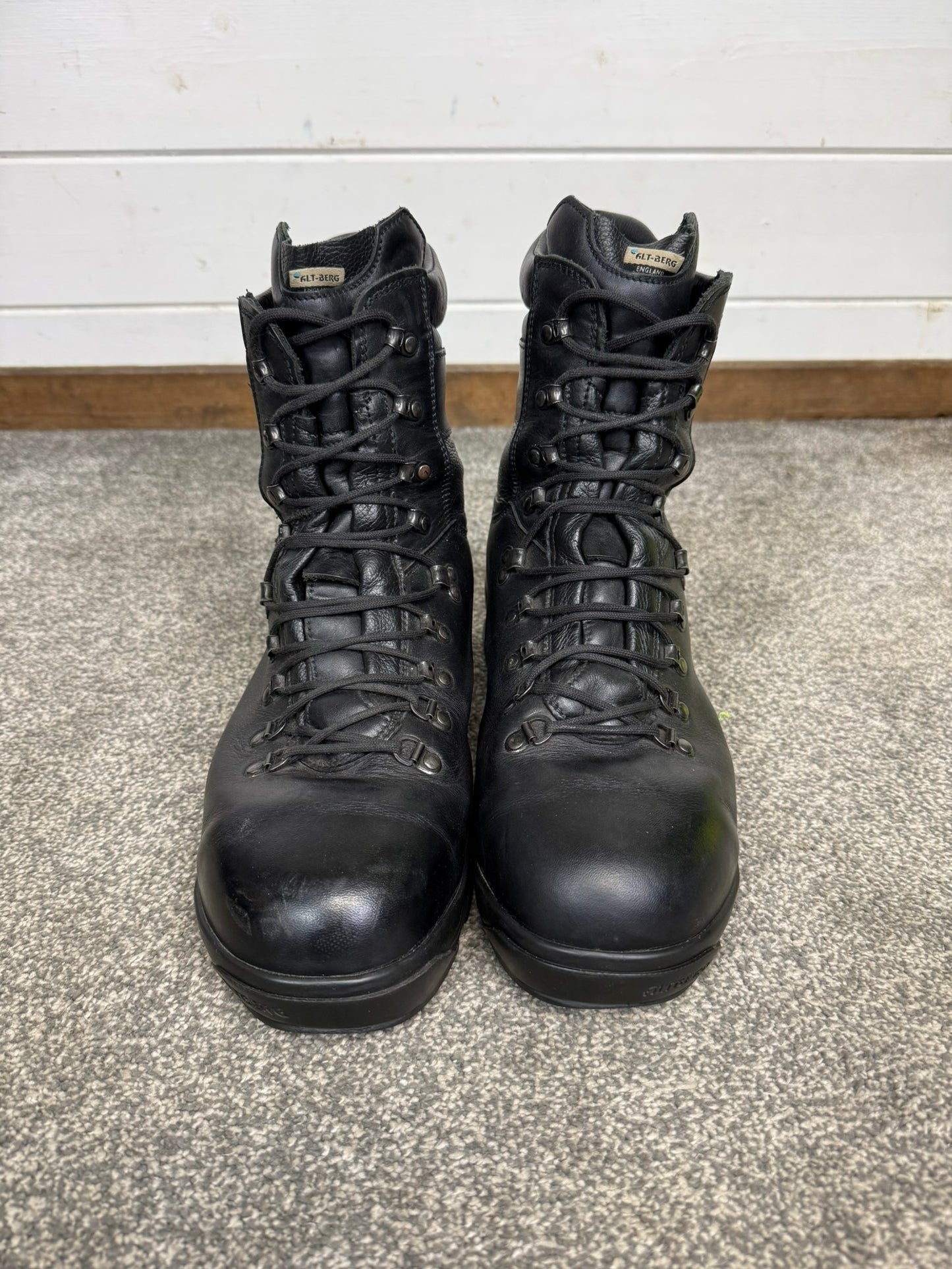 Altberg Peacekeeper P3 VS Black Leather Safety Combat Boots Size UK 12