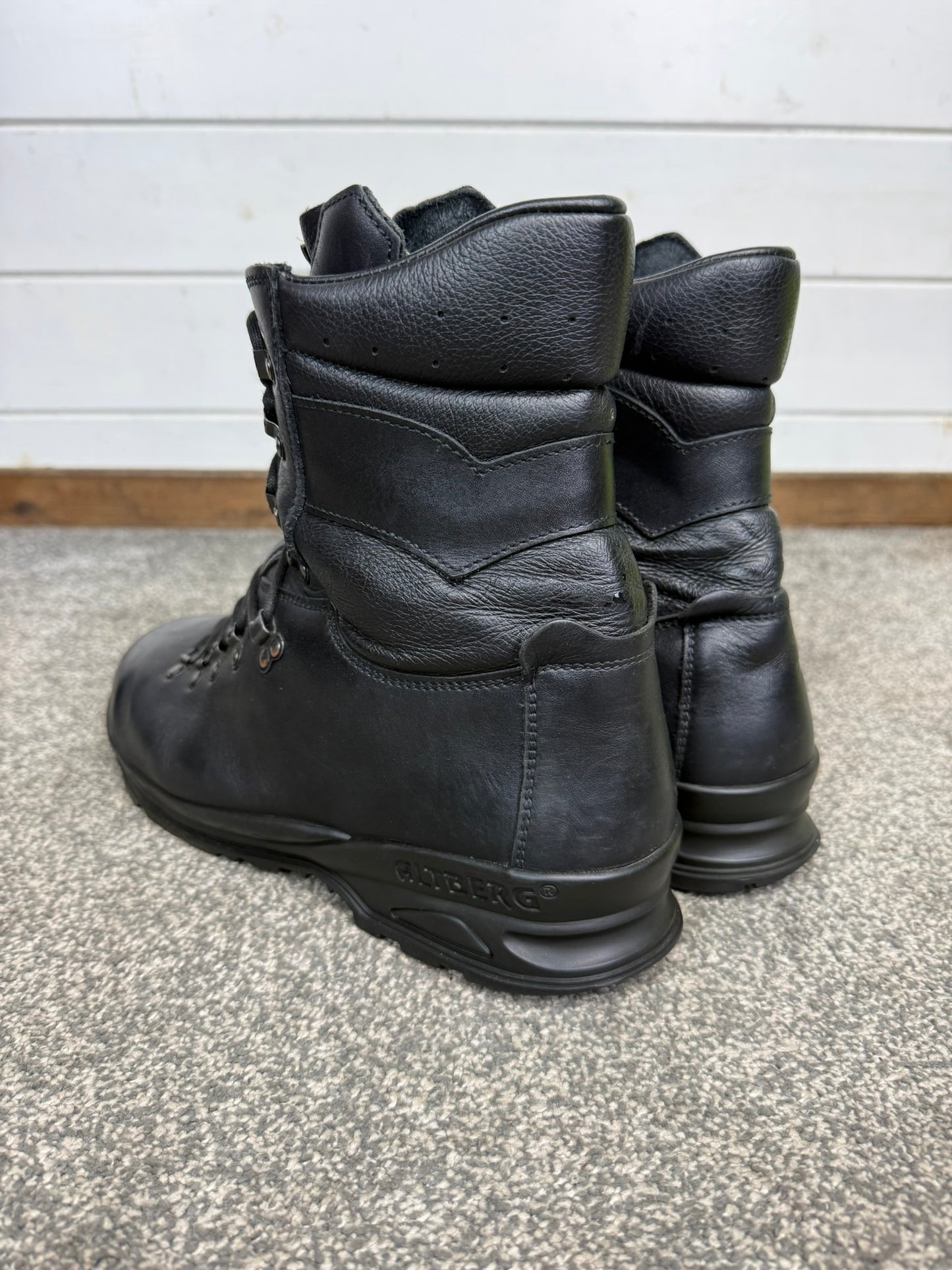 Altberg Peacekeeper P3 VS Black Leather Safety Combat Boots Size UK 12