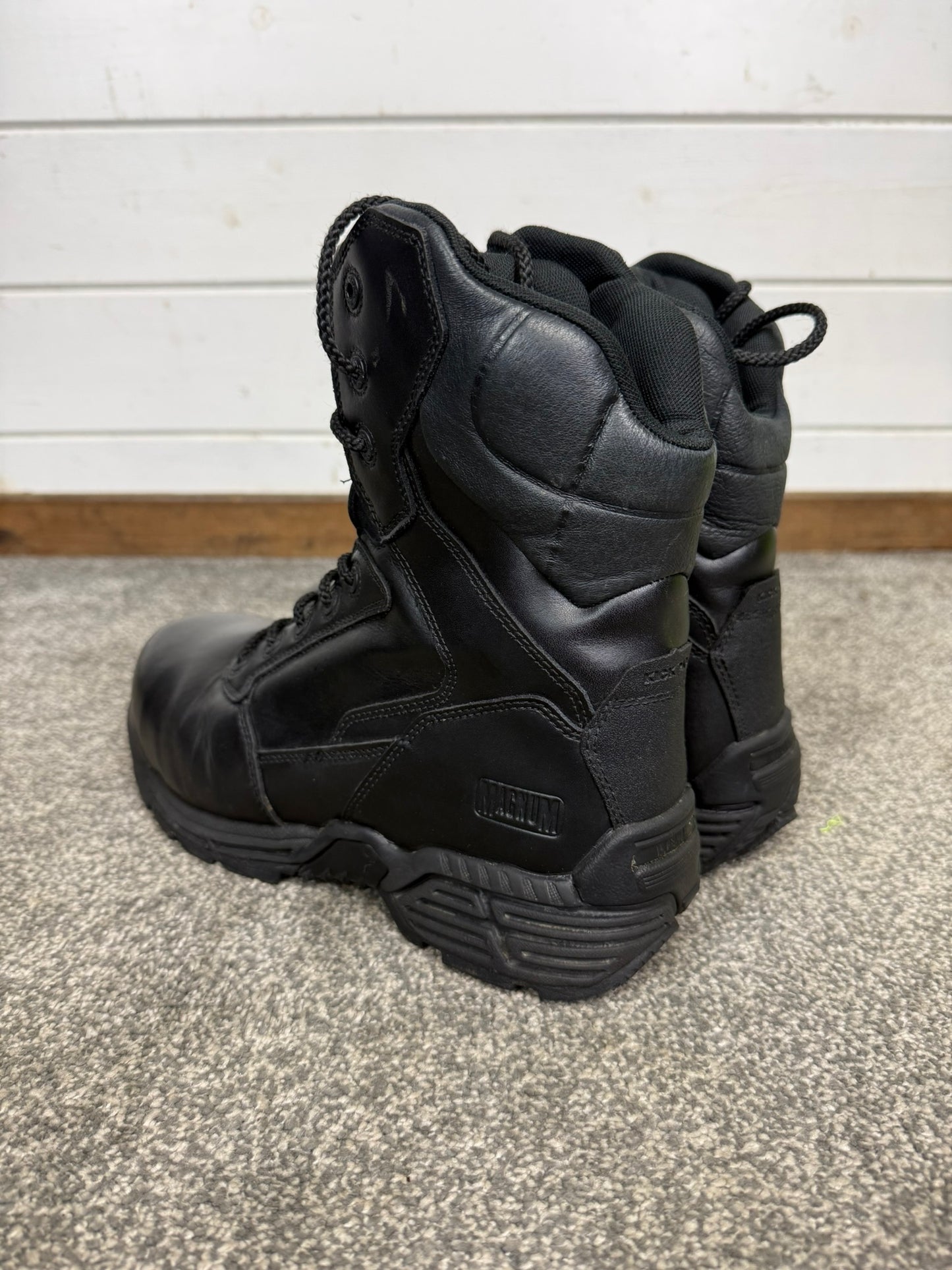 Magnum Stealth Force 8.0 Combat Boots Black Leather UK 9 Ex Police Security