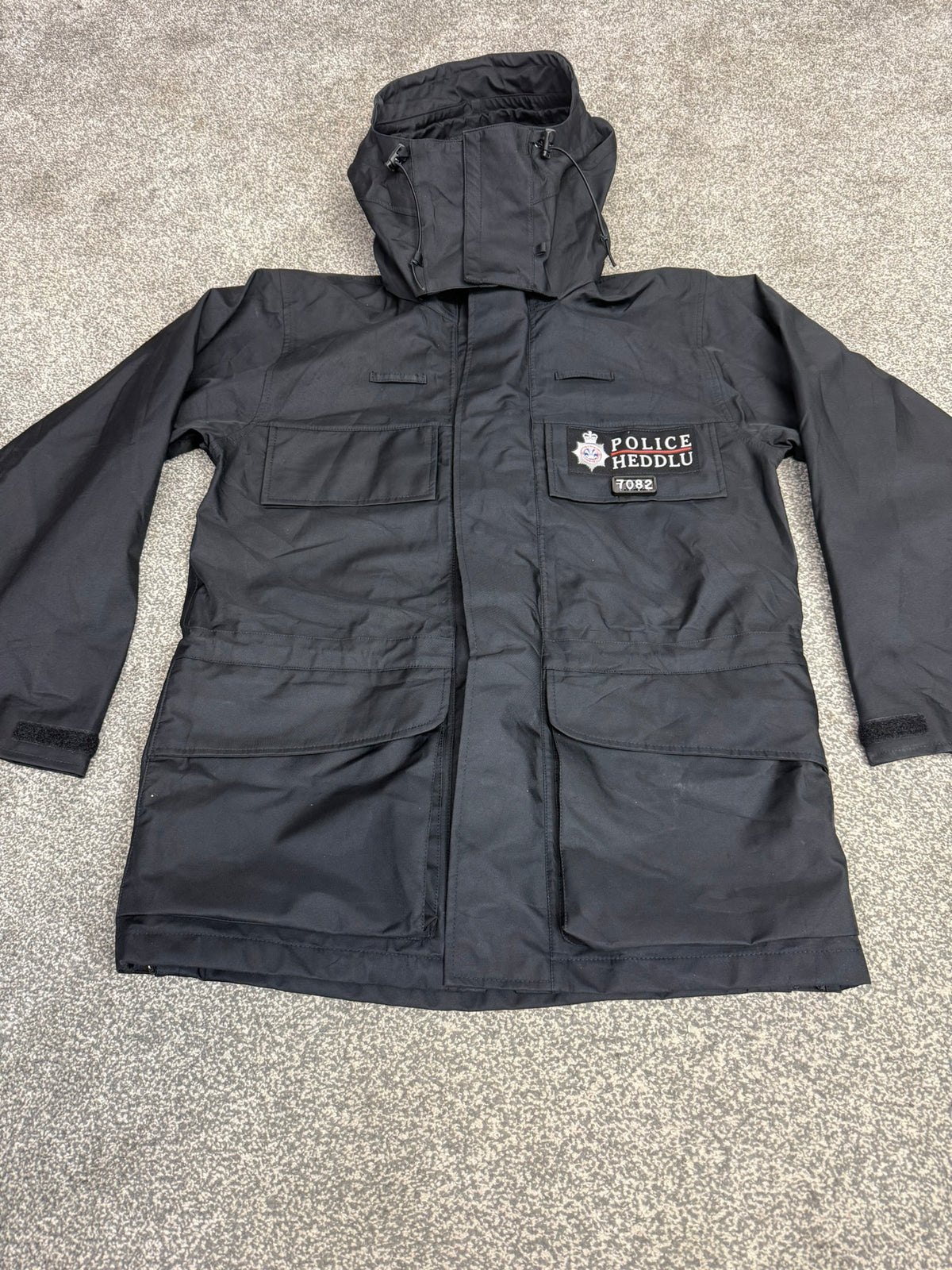 Ex Heddlu South Wales Police Waterproof Jacket Smock BADGED - Medium Collector Display Film TV Uniform