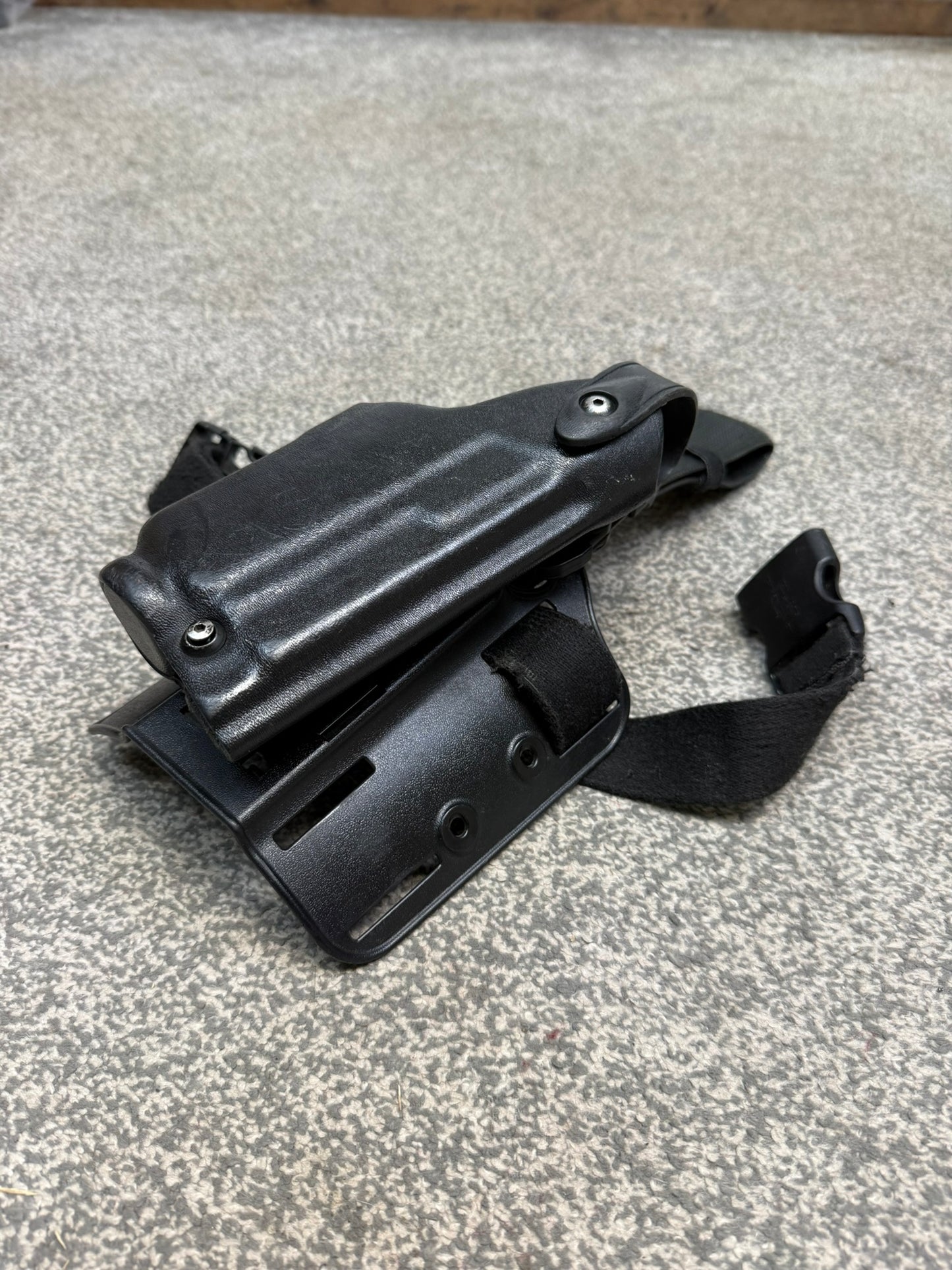 Ex Police Safariland Drop Leg Holster Glock 17 GLK LAM Light 6004-8310 Airsoft