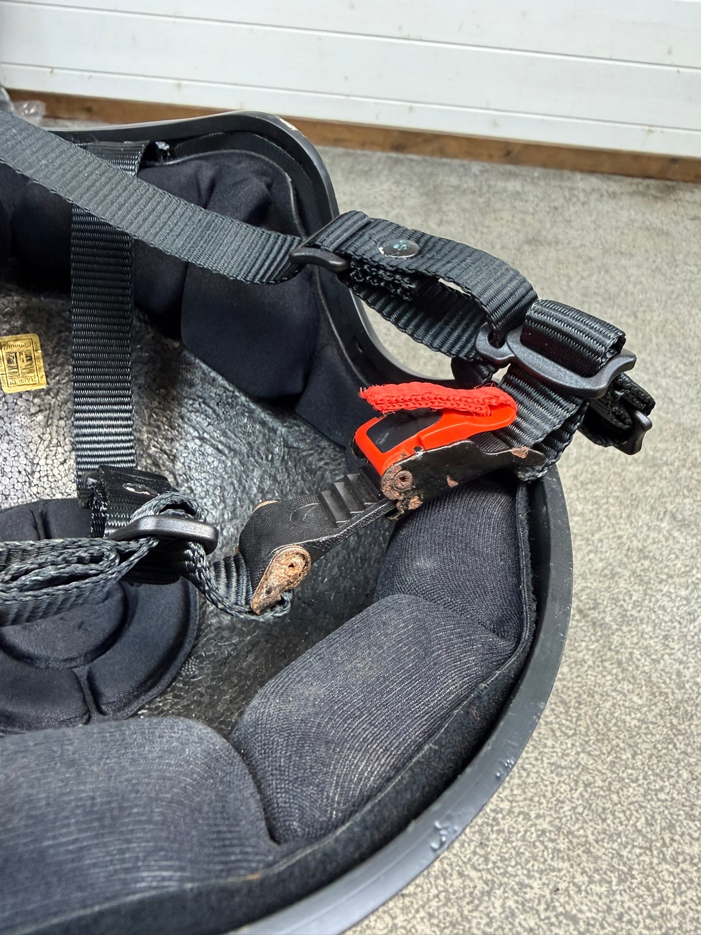 Ex Police Black Gecko Marine Safety Helmet 57-62cm Collector Display TV Film Prop