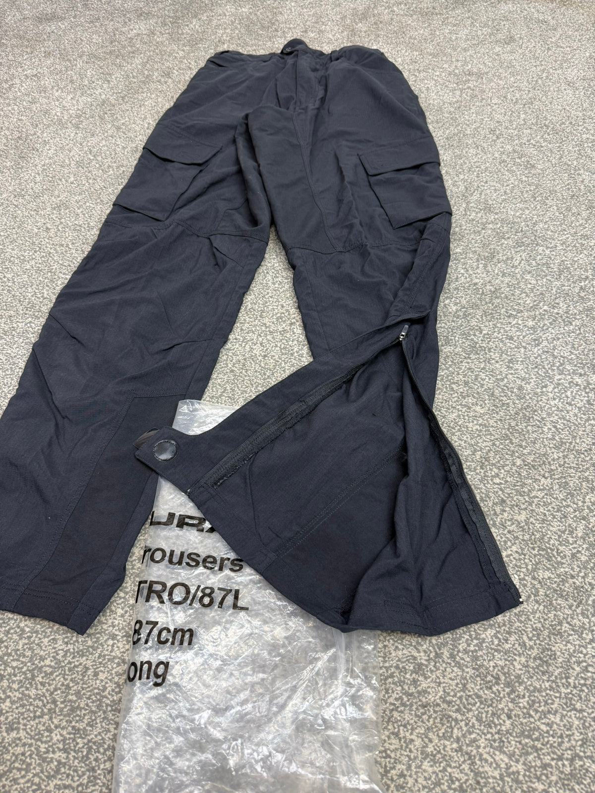 NEW Endura Cycling Trousers Ripstop Cargo Bike Trousers 34" Waist