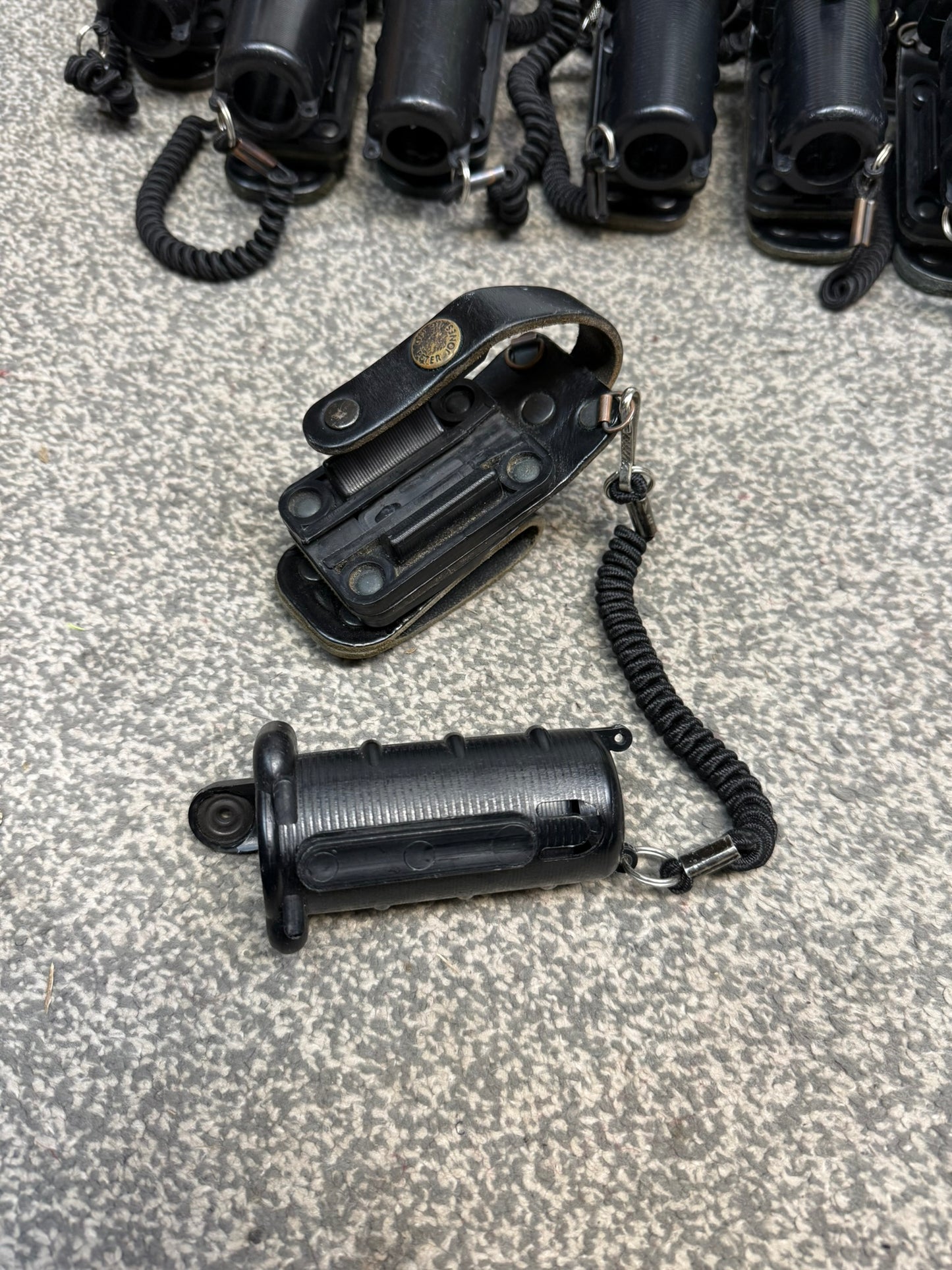 Ex Police CS Pepper Spray Holder Peter Jones Duty Belt 360° & Lanyard